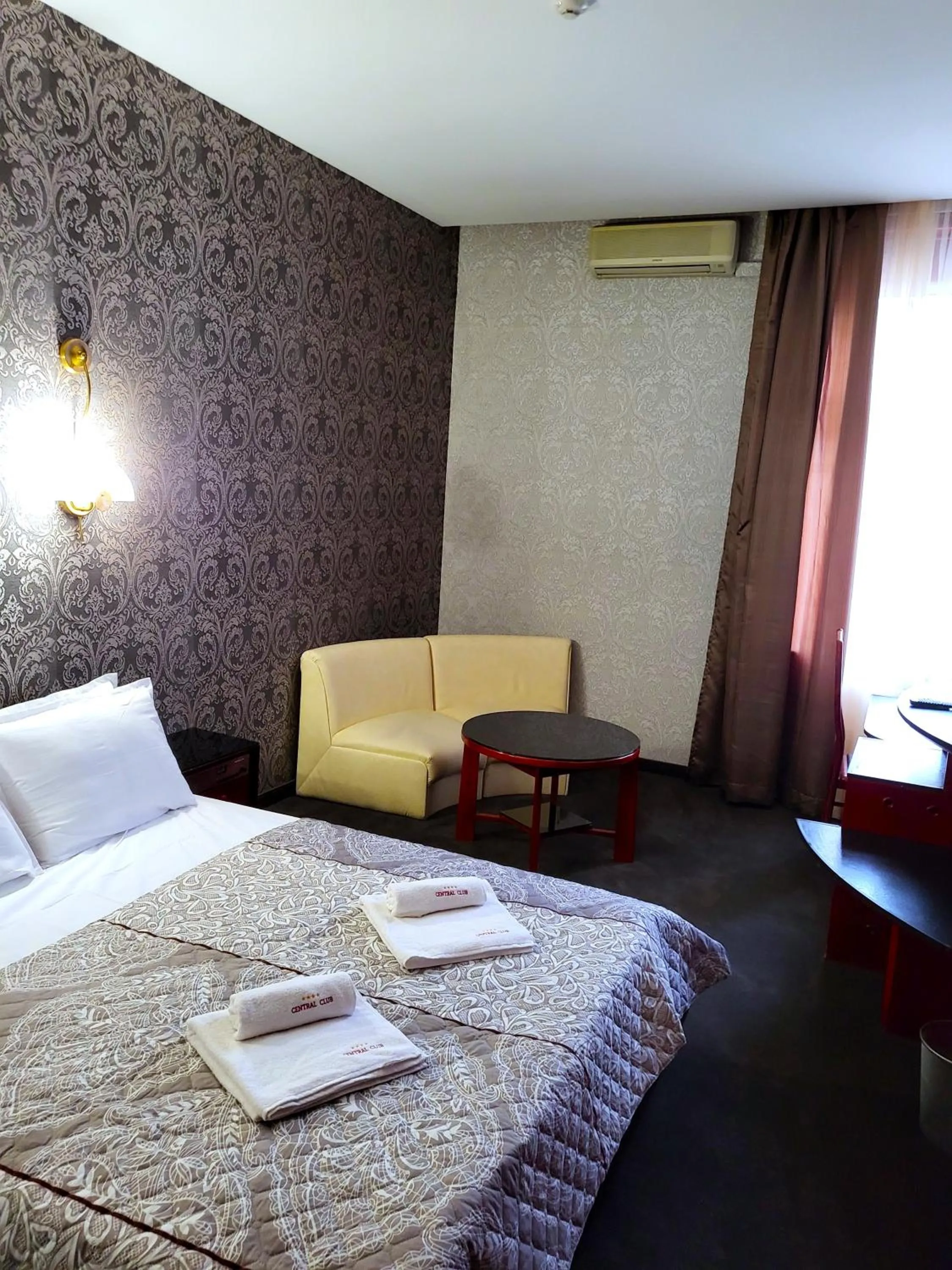 Bed in Gloria Palace Hotel