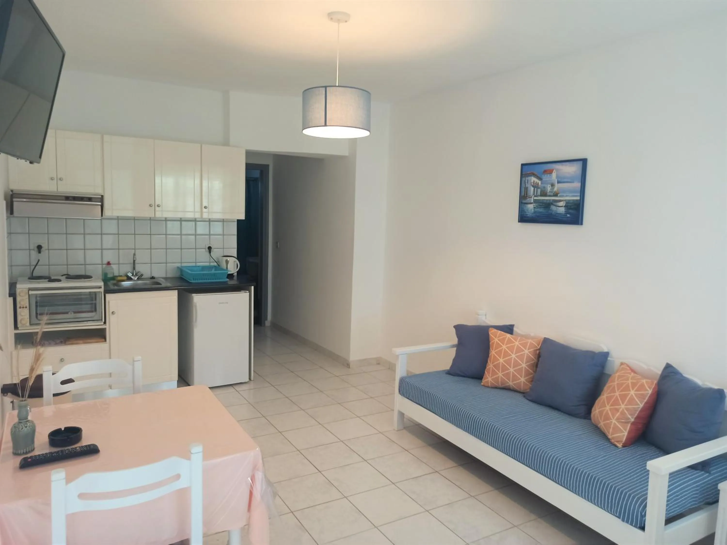 Living room in Primavera Paradise Apartments