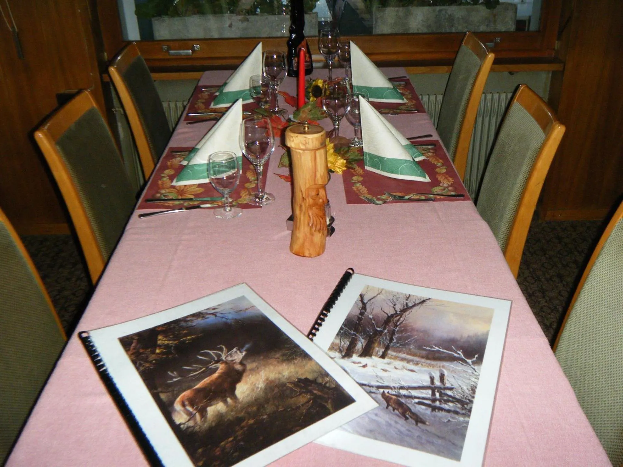 Decorative detail in Alpenrose