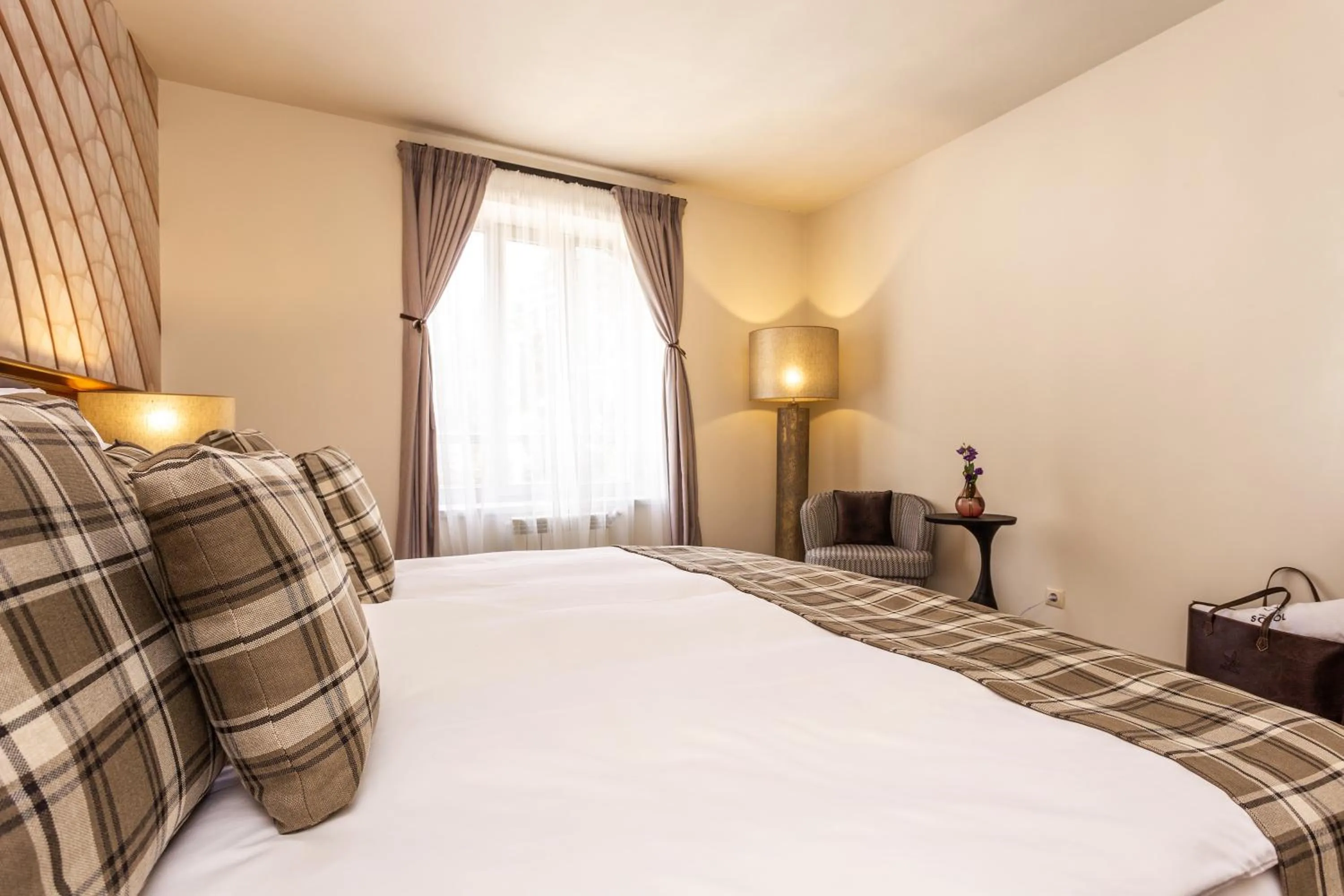 Bedroom, Bed in Villa Sokol