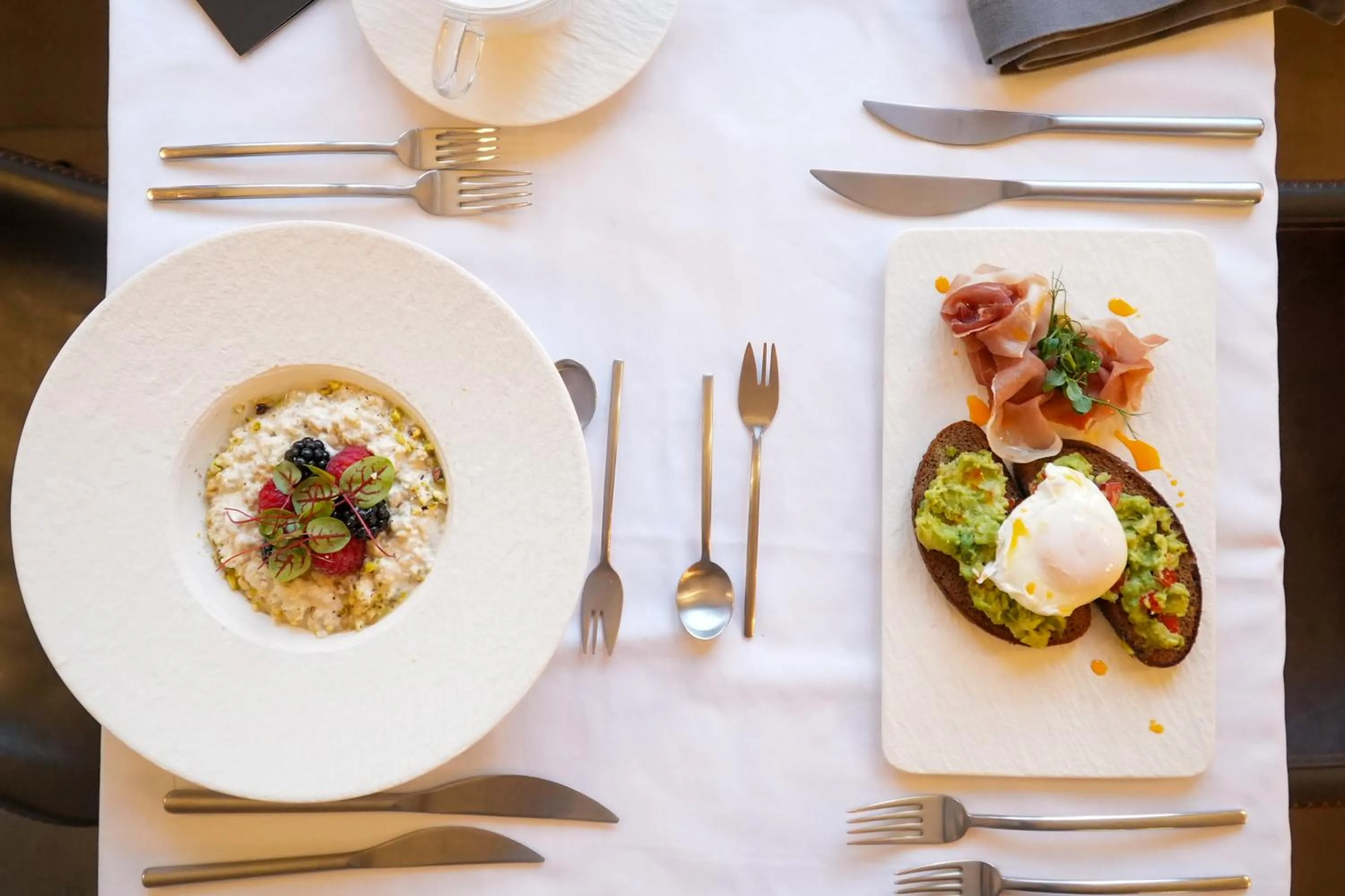 Breakfast in Villa Sokol