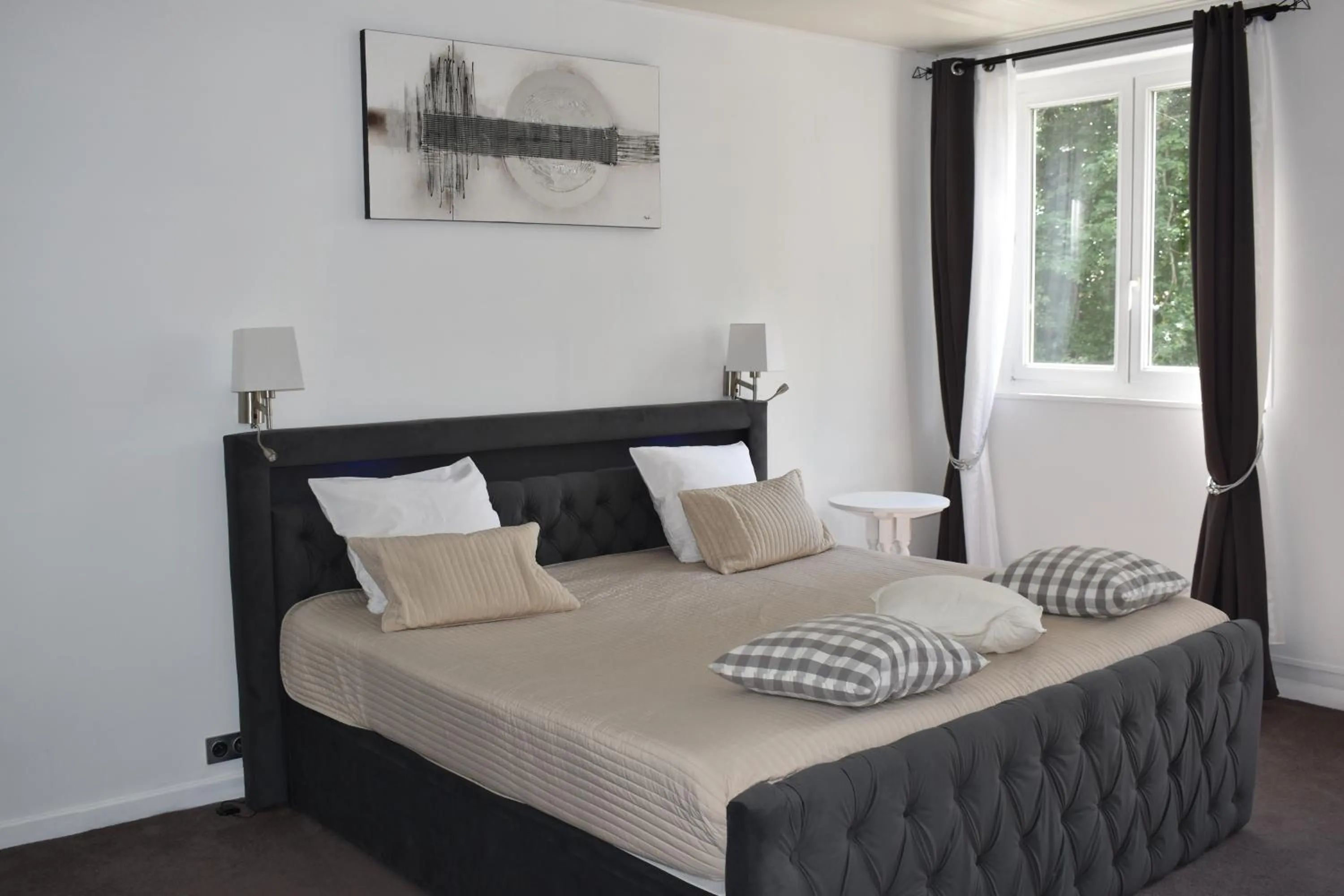 Bed in Logis Manoir de Fourcy