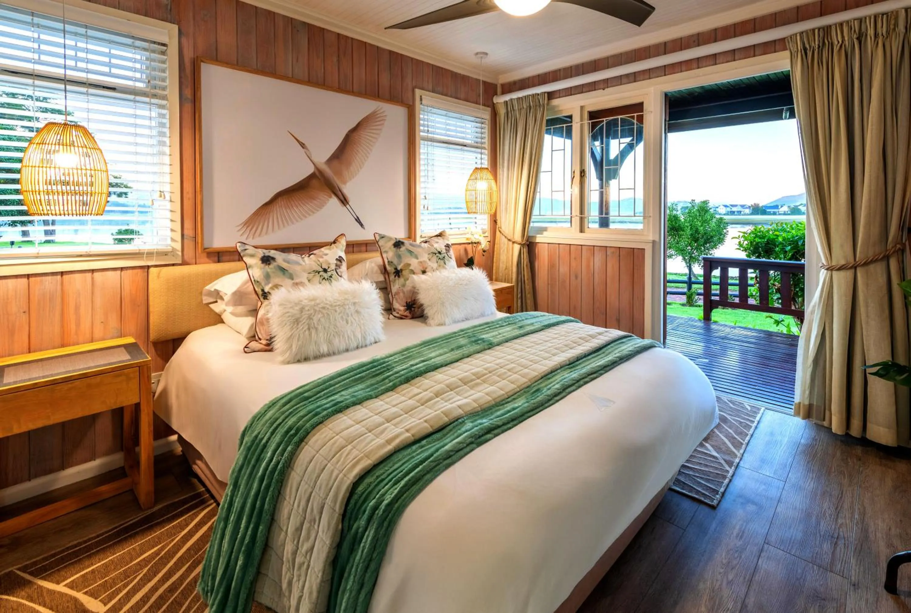 Bed in Knysna River Club by First Private Stays