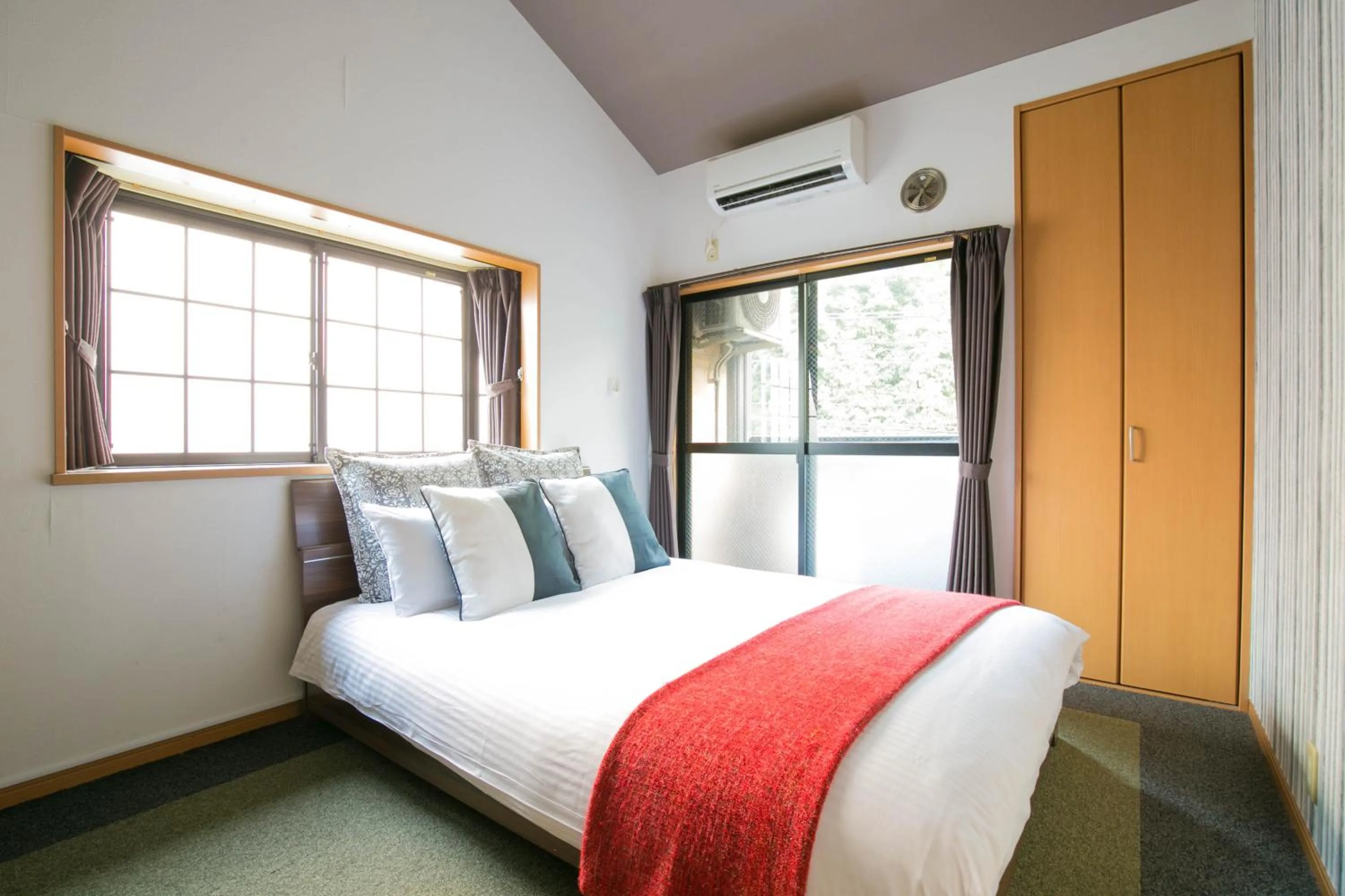 Bed in Tranquille Sumiyoshi