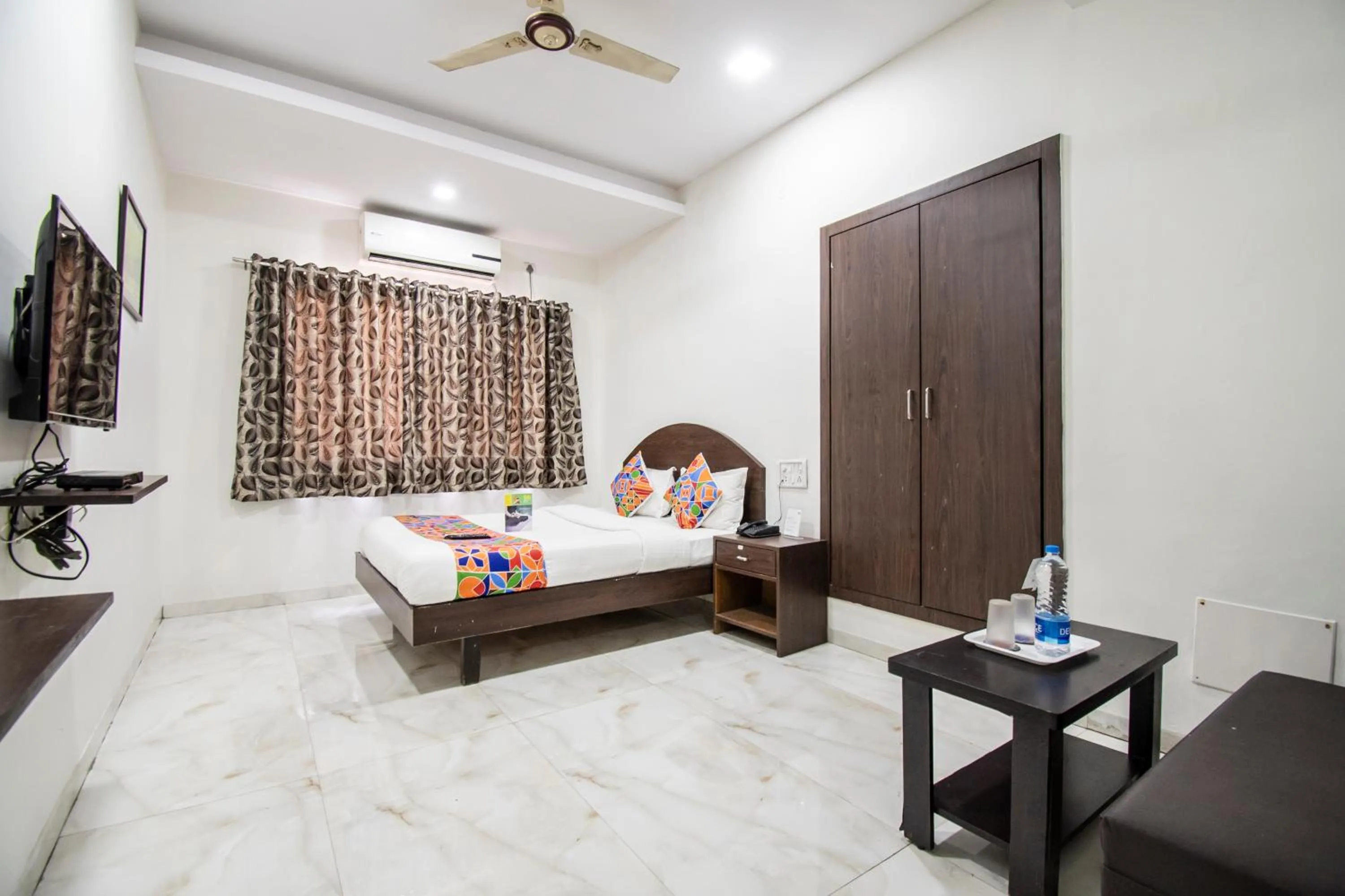 Executive Triple Room - single occupancy in Super Hotel O Nashik Near Vijay Mamta Theatre Formerly Sahara Inn