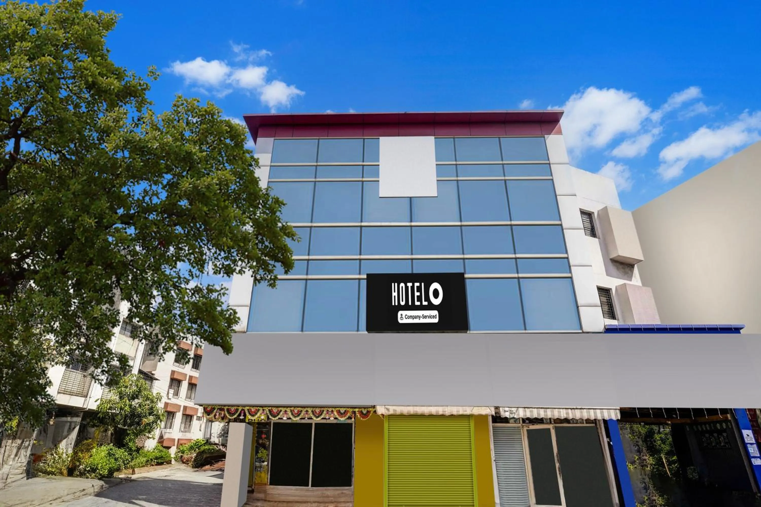 Facade/entrance in FabHotel Sahara Inn - Nr Vijay Mamta Theatre, Nashik Road