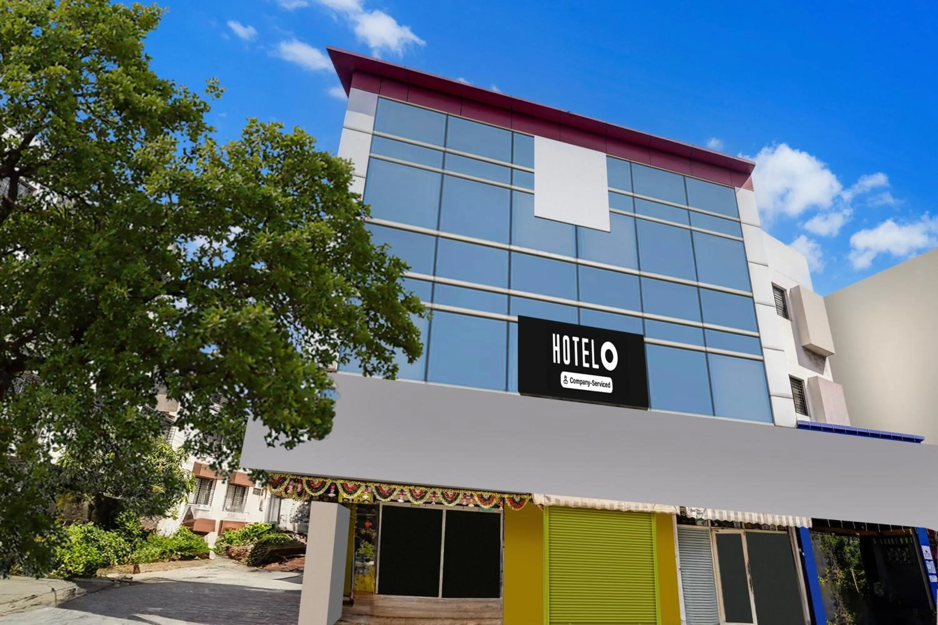 Facade/entrance in FabHotel Sahara Inn - Nr Vijay Mamta Theatre, Nashik Road