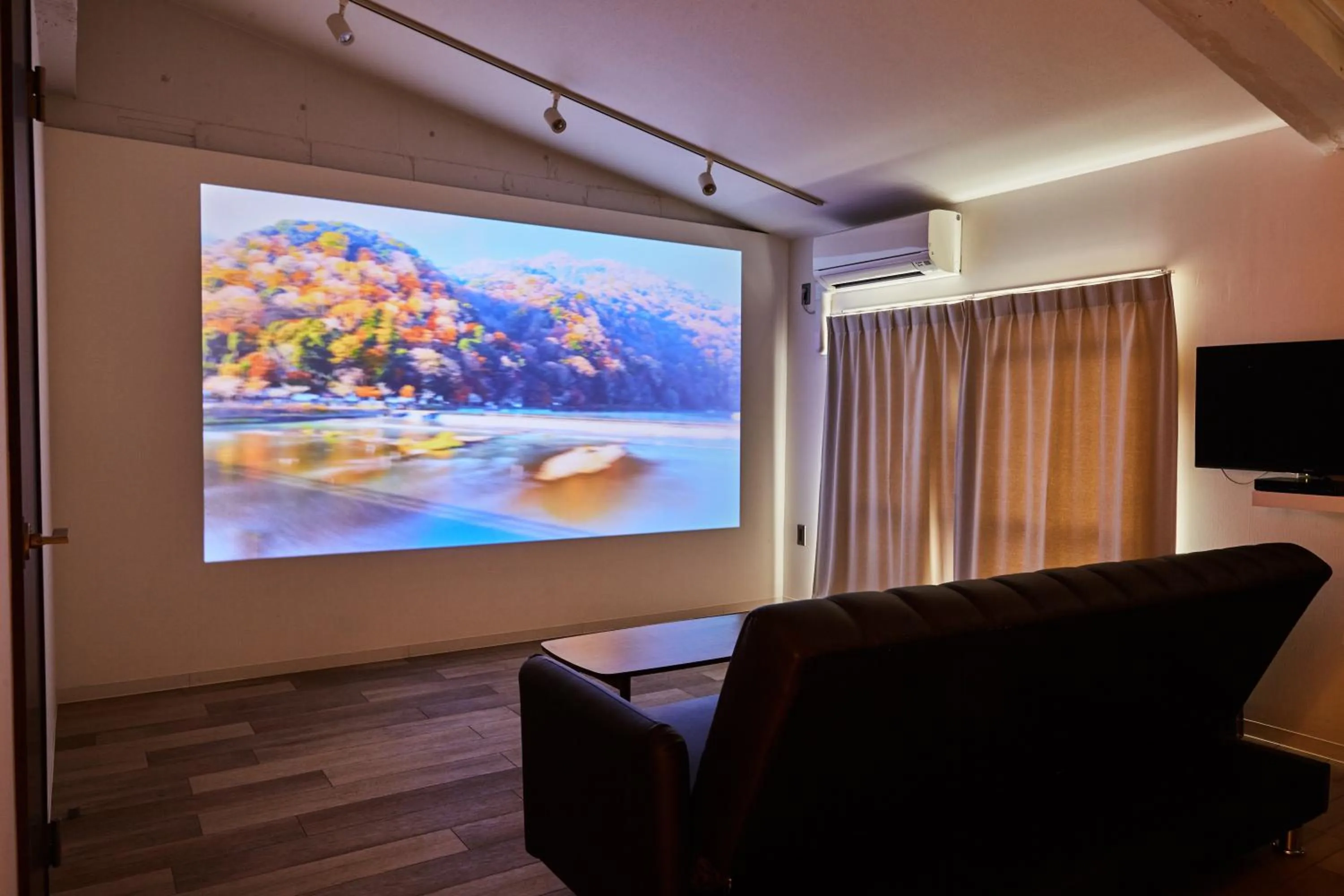 Photo of the whole room in Riverside Arashiyama