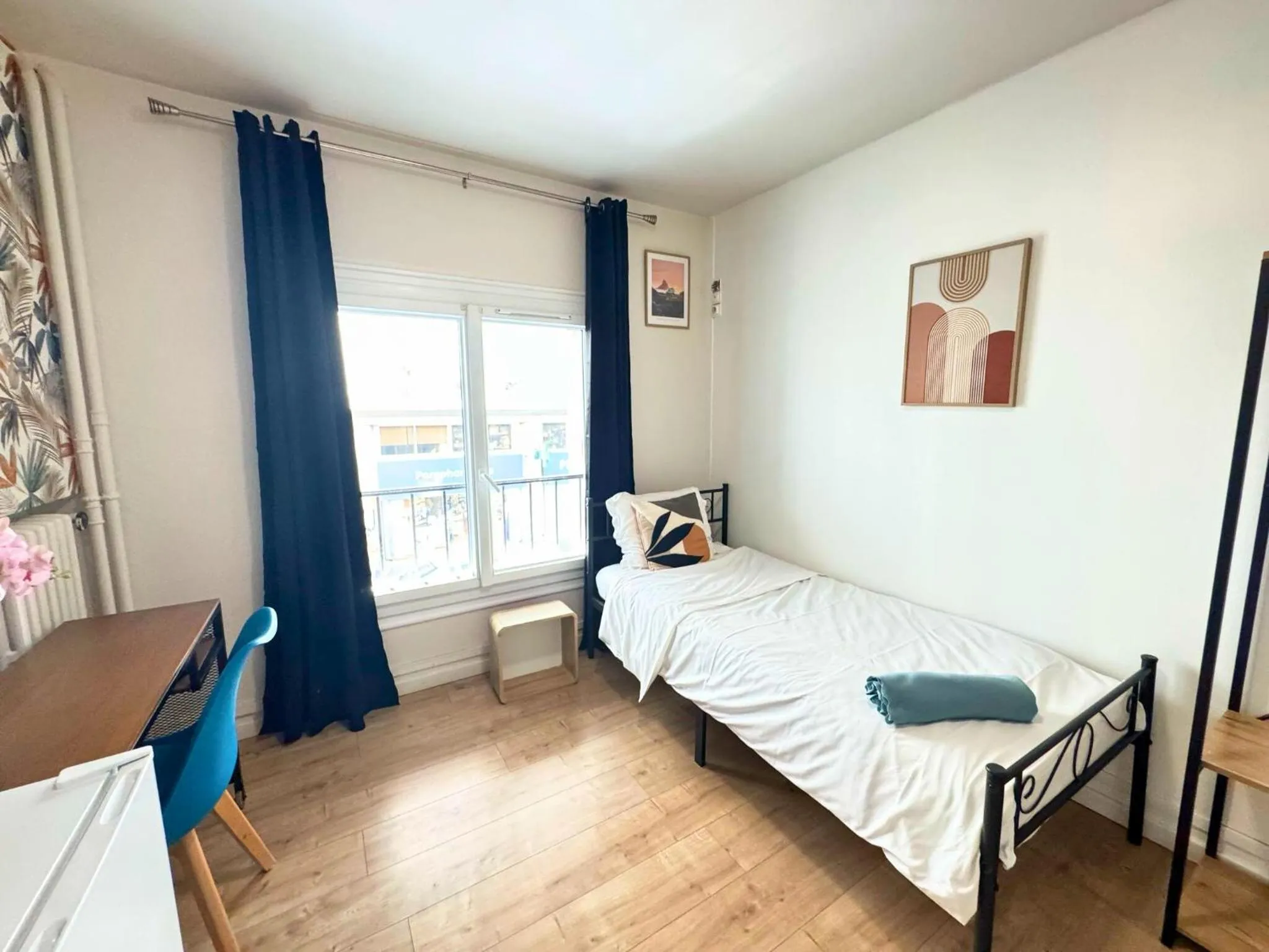 Bed in L'Escale Appartements et Suites en bord de Mer