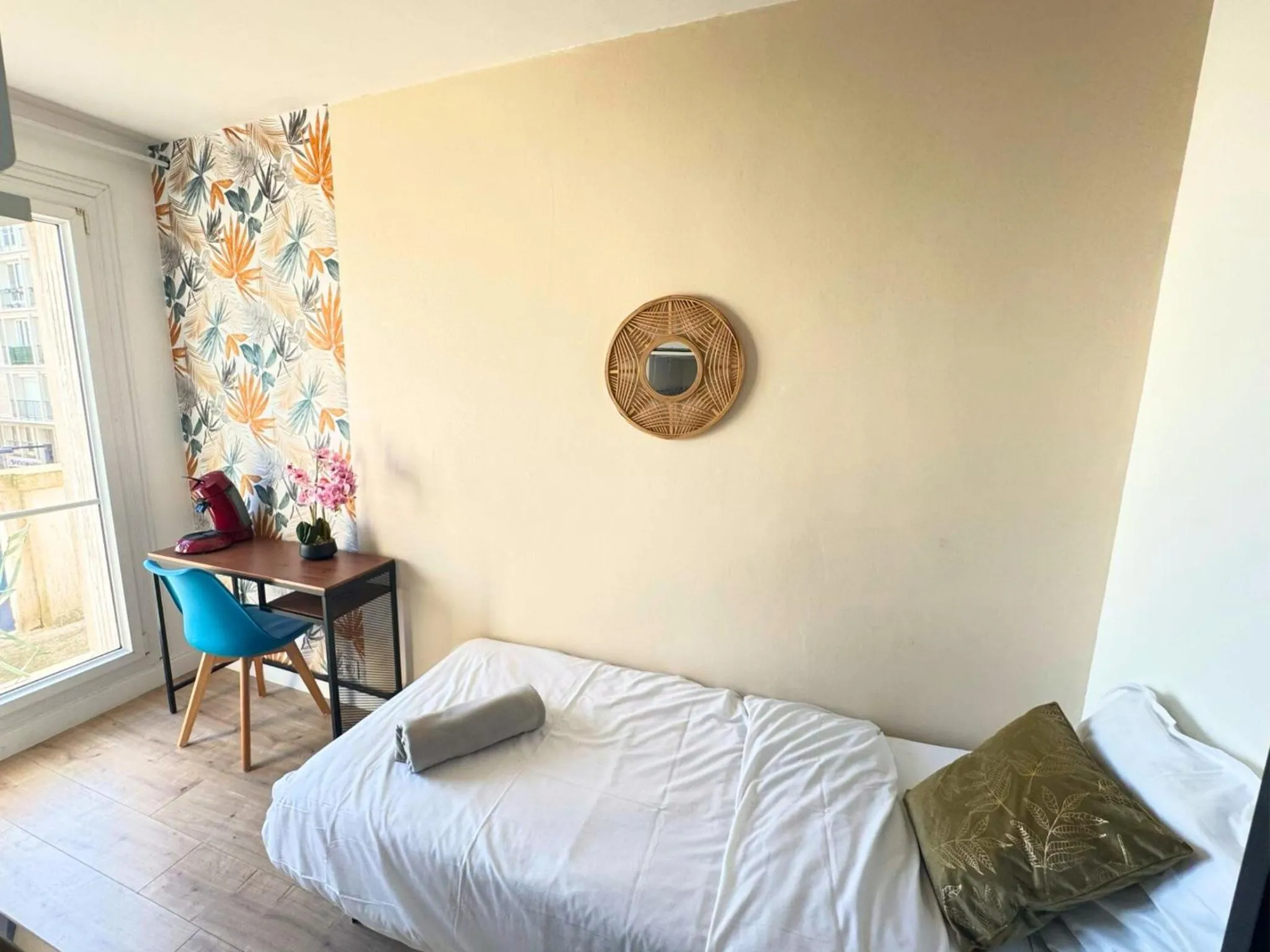 Bed in L'Escale Appartements et Suites en bord de Mer