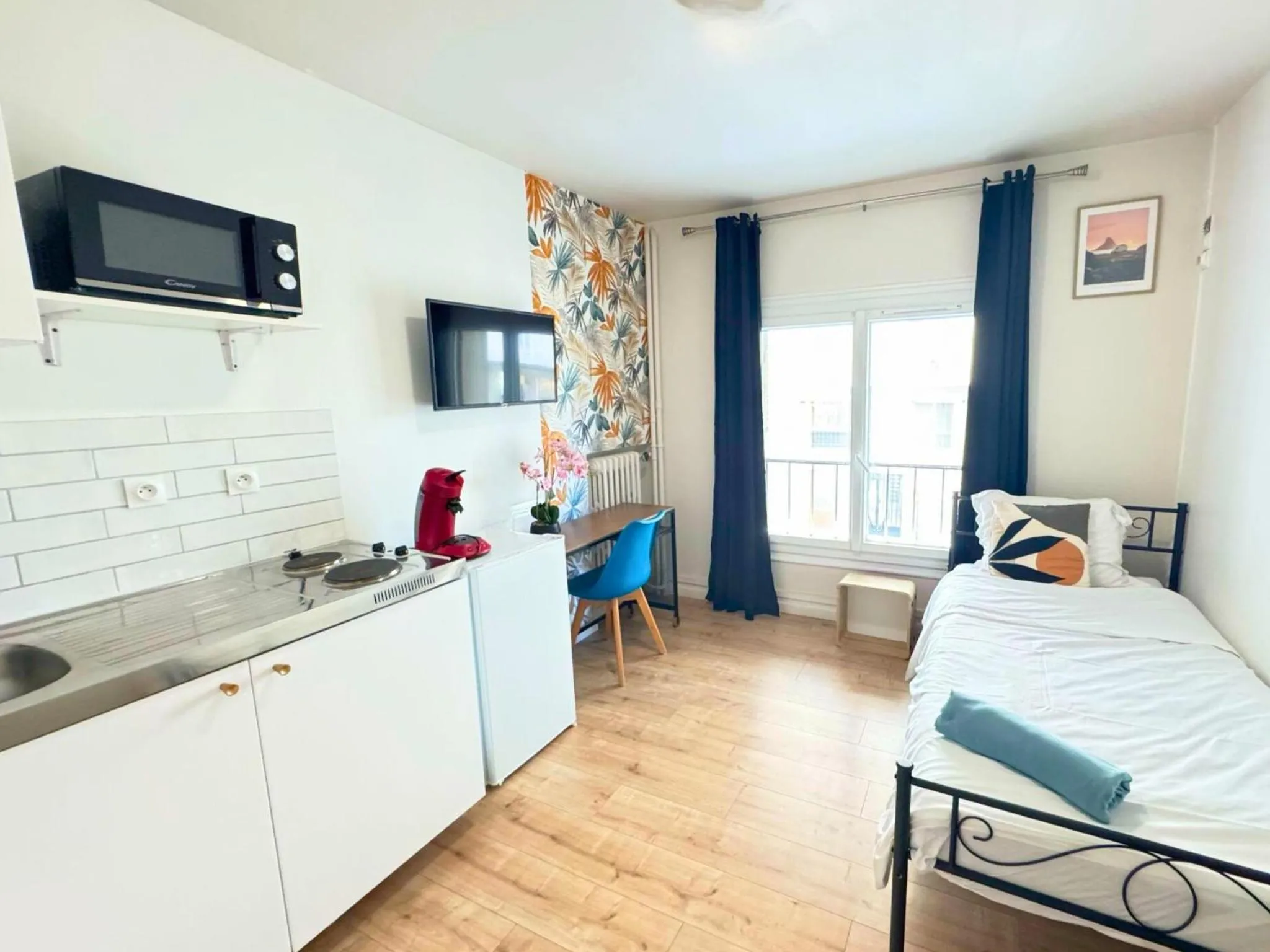 Bed in L'Escale Appartements et Suites en bord de Mer