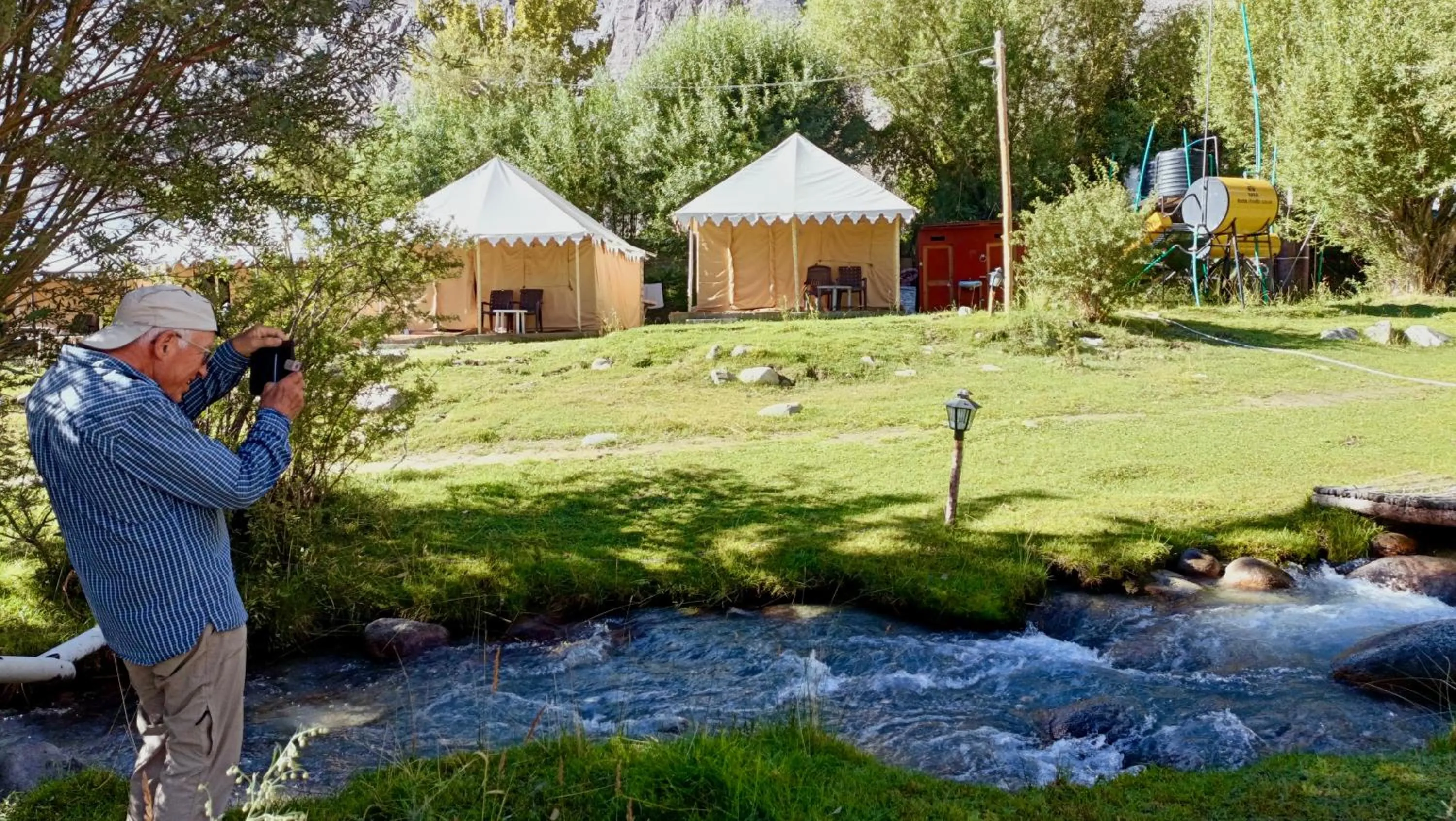 Royal Deluxe Camp & Resort, Hunder- Nubra