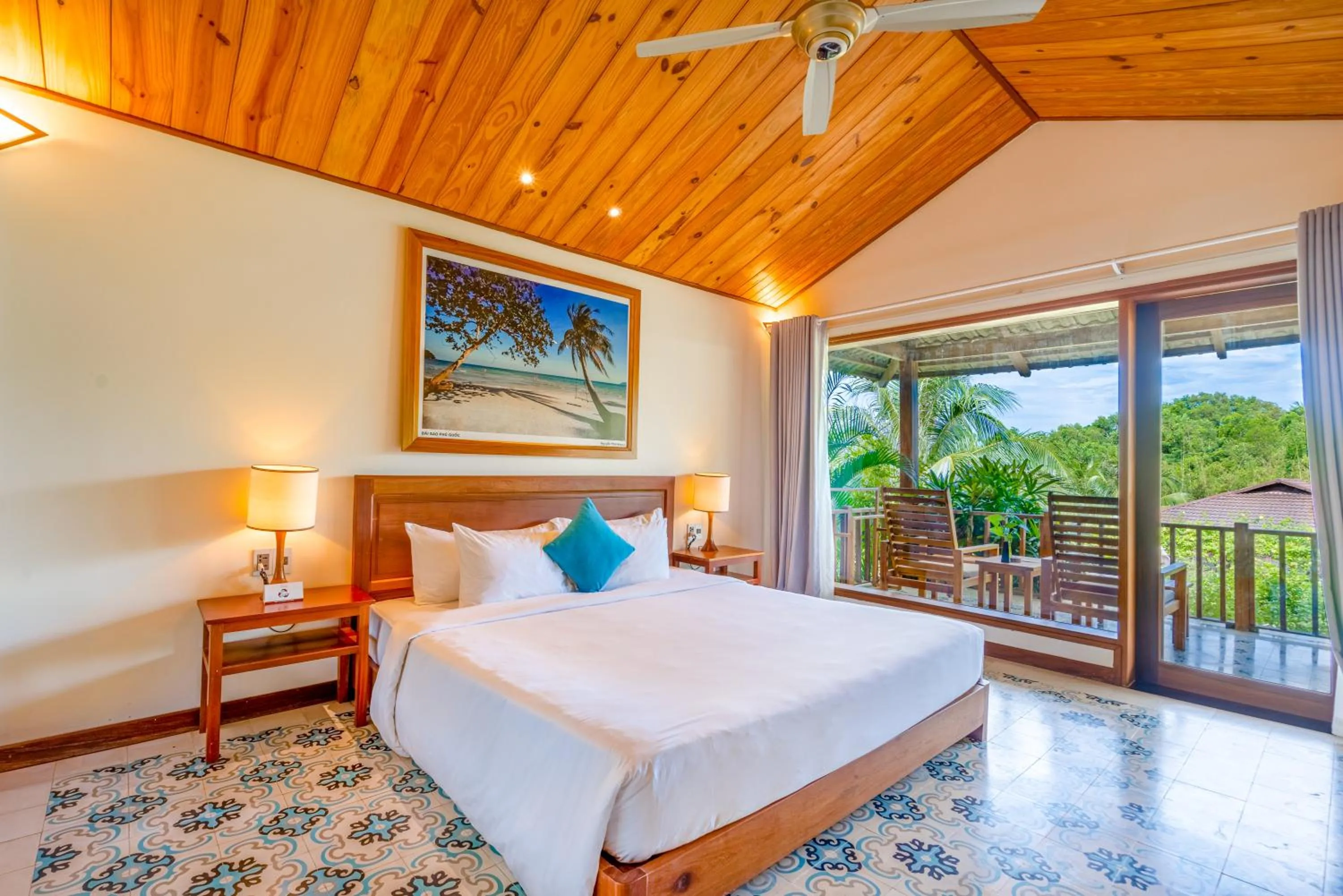 Bed in Camia Resort & Spa