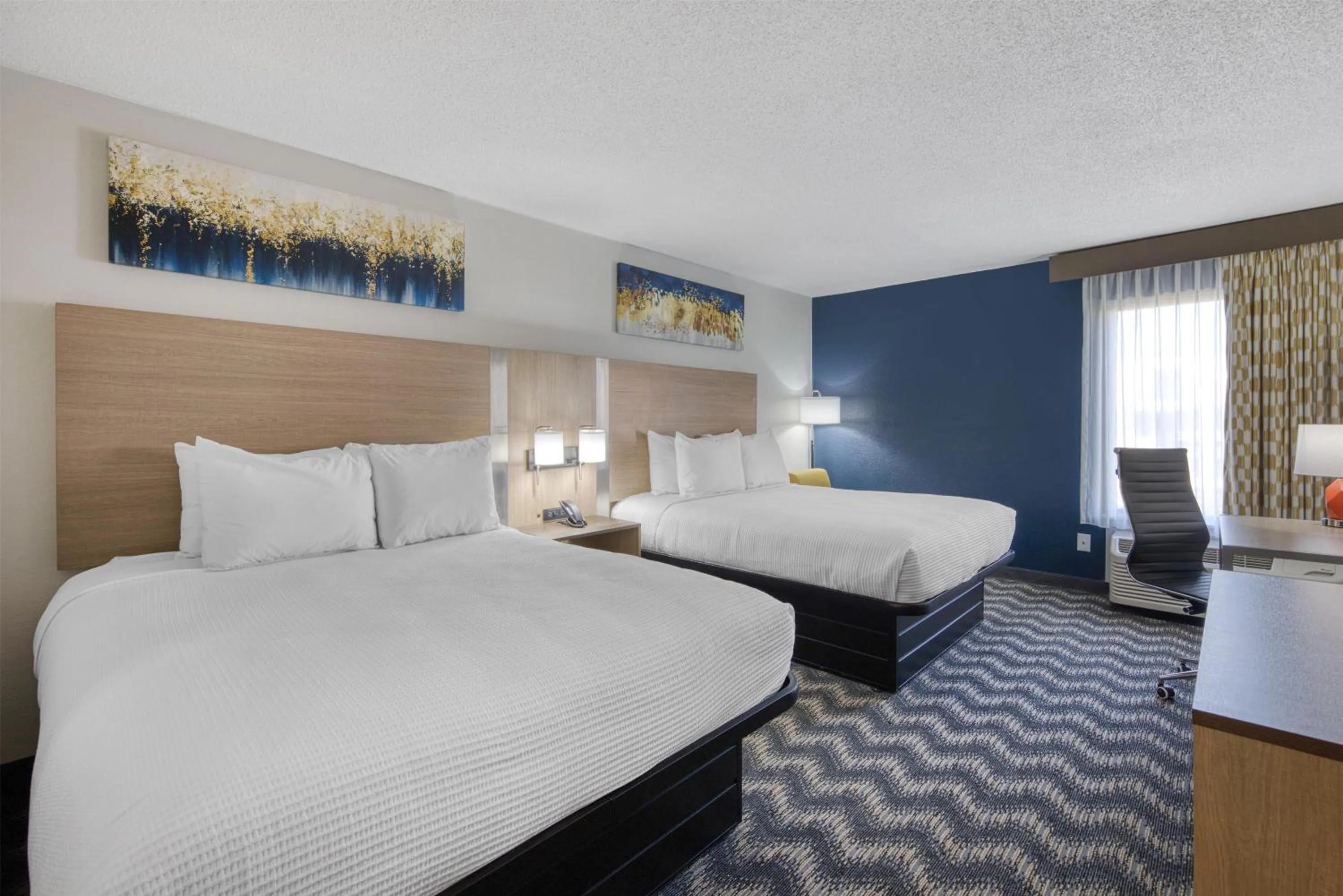 Bedroom, Bed in Best Western Greensboro Coliseum Inn