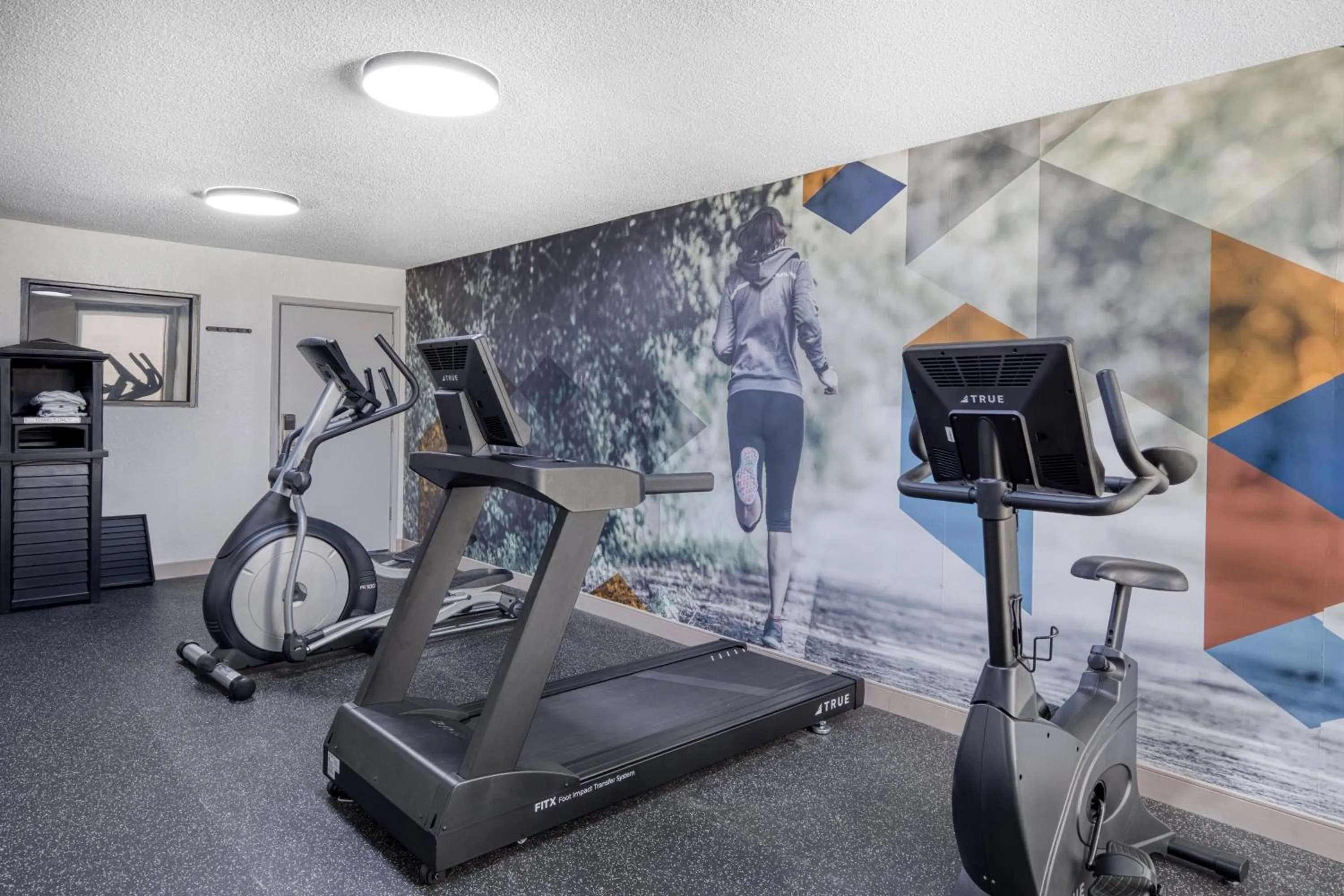 Fitness centre/facilities in Best Western Greensboro Coliseum Inn