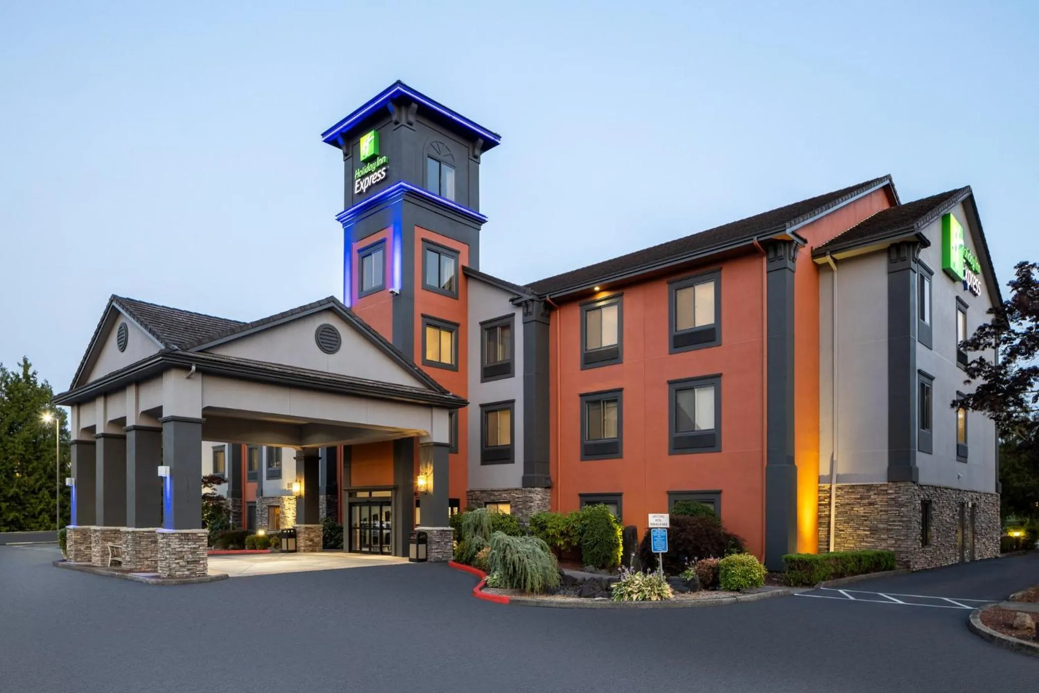 Property building in Holiday Inn Express Vancouver North by IHG