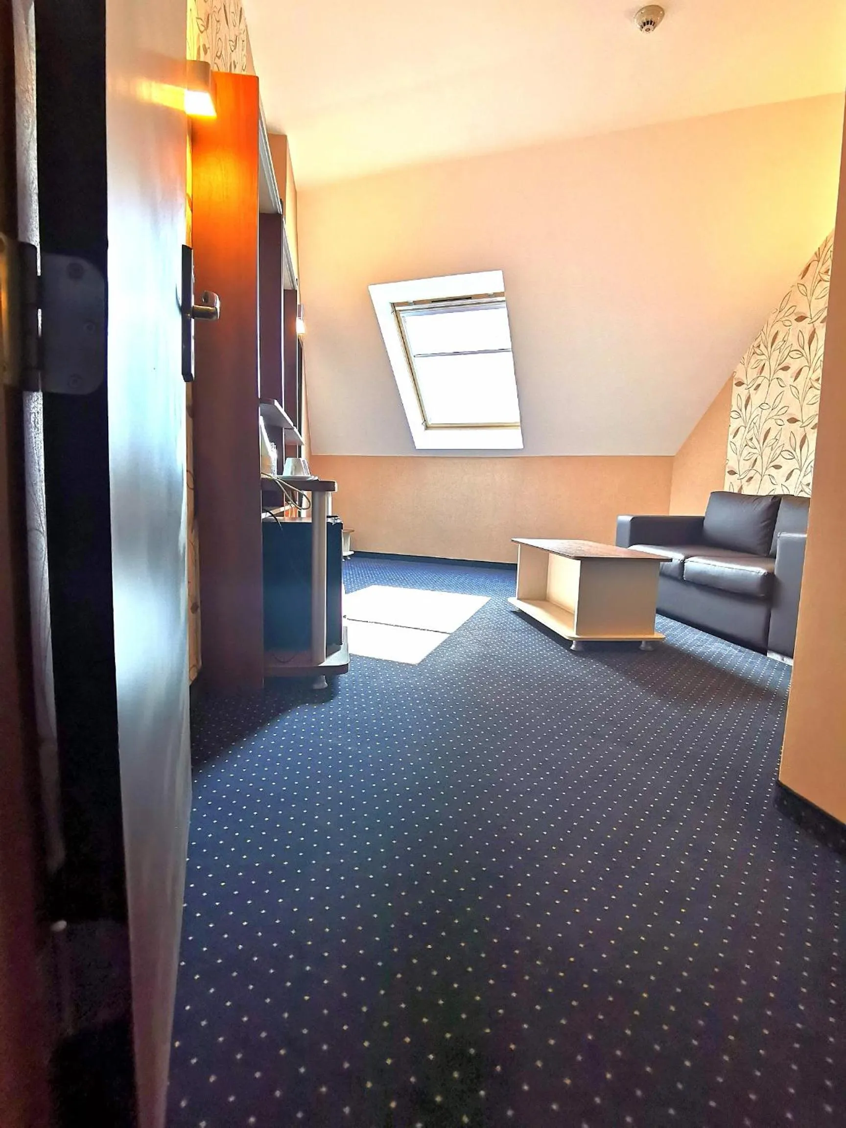 Bed in Elate Plaza Hotel