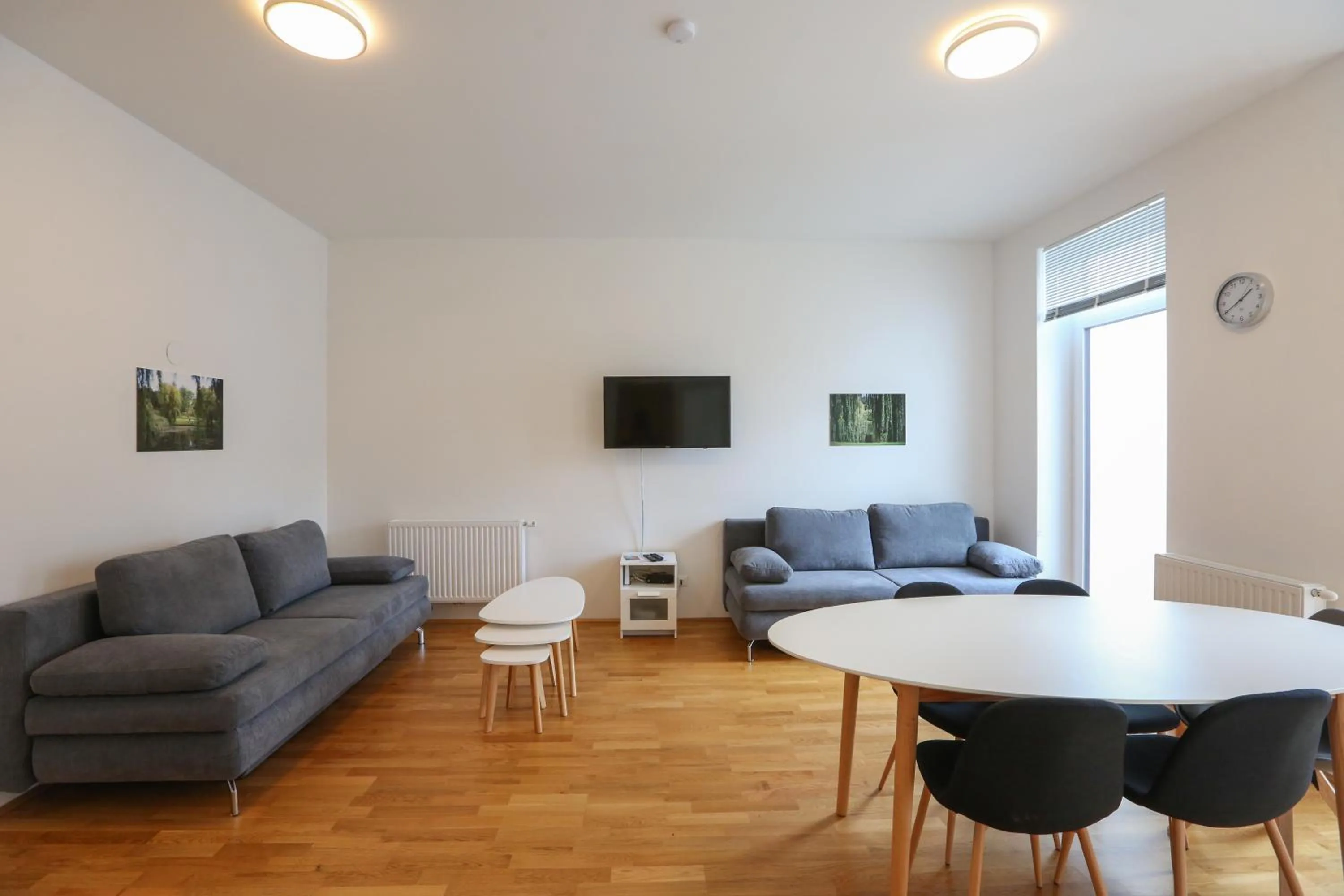 Living room in 4 Beds and More Vienna Apartments - Contactless check-in