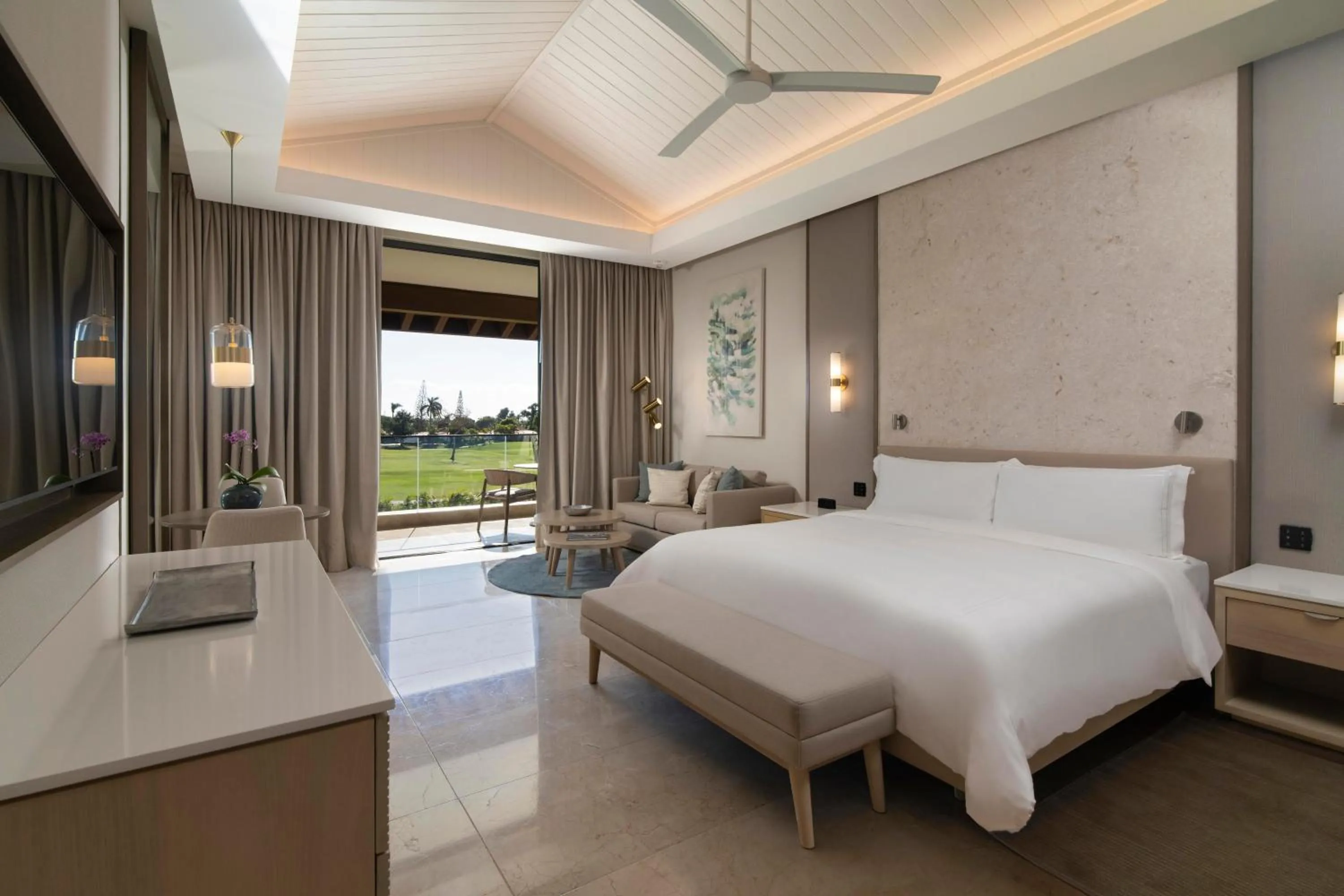 TV and multimedia, Bed in Casa de Campo Resort & Villas