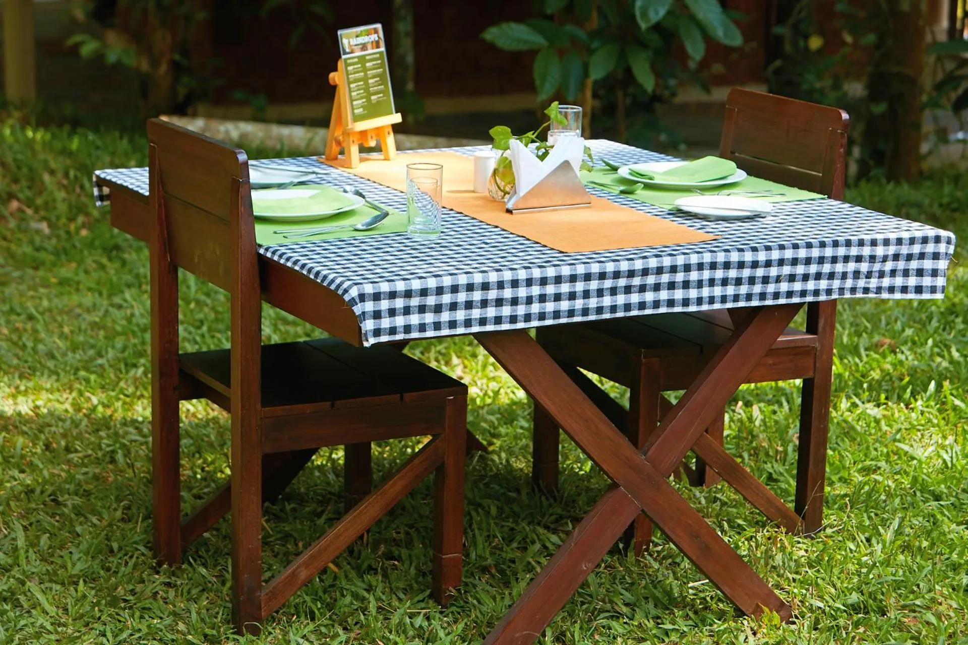 Restaurant/places to eat in Raindrops Resorts Wayanad