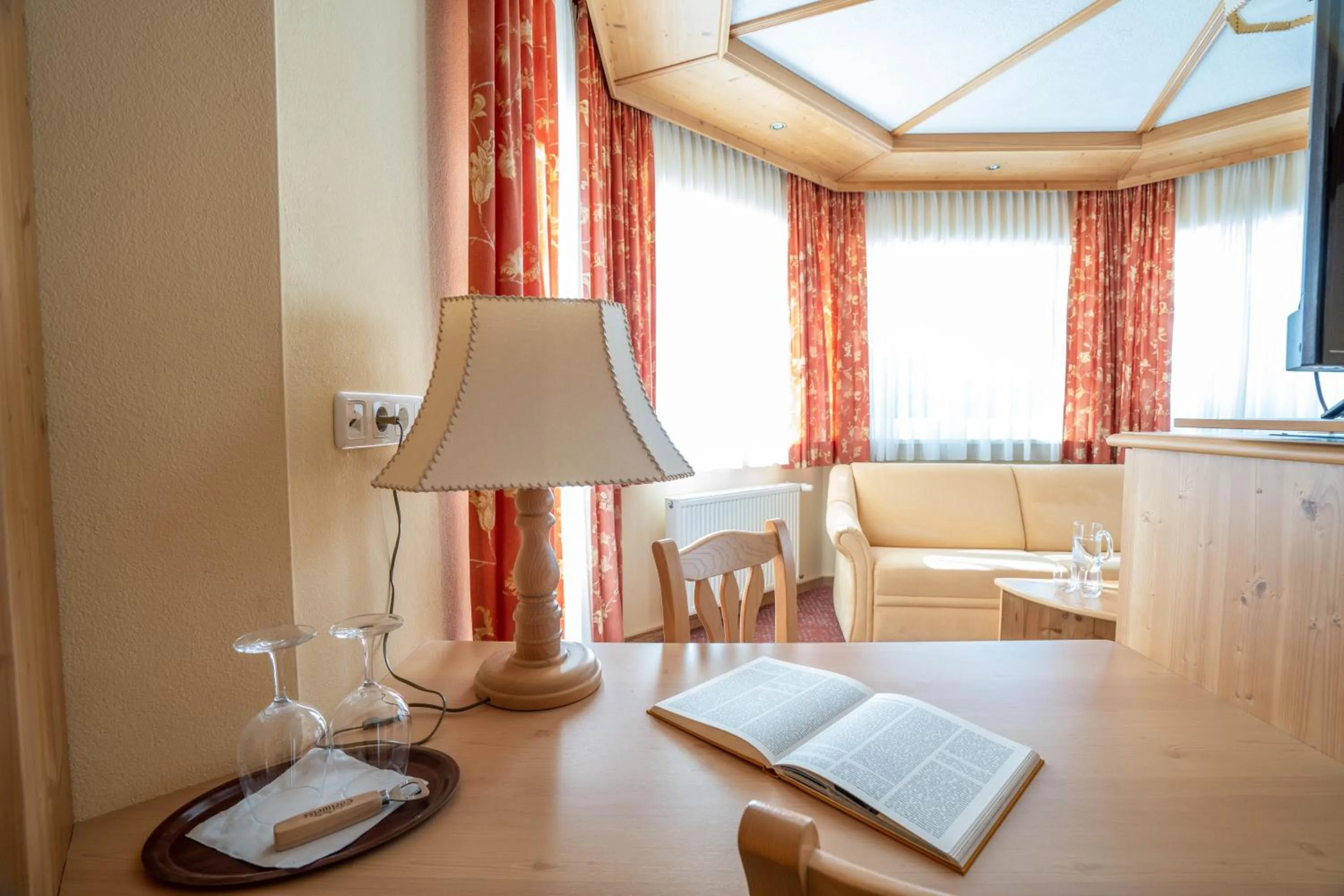 Seating area in Alpin Panoramahotel Lärchenhof