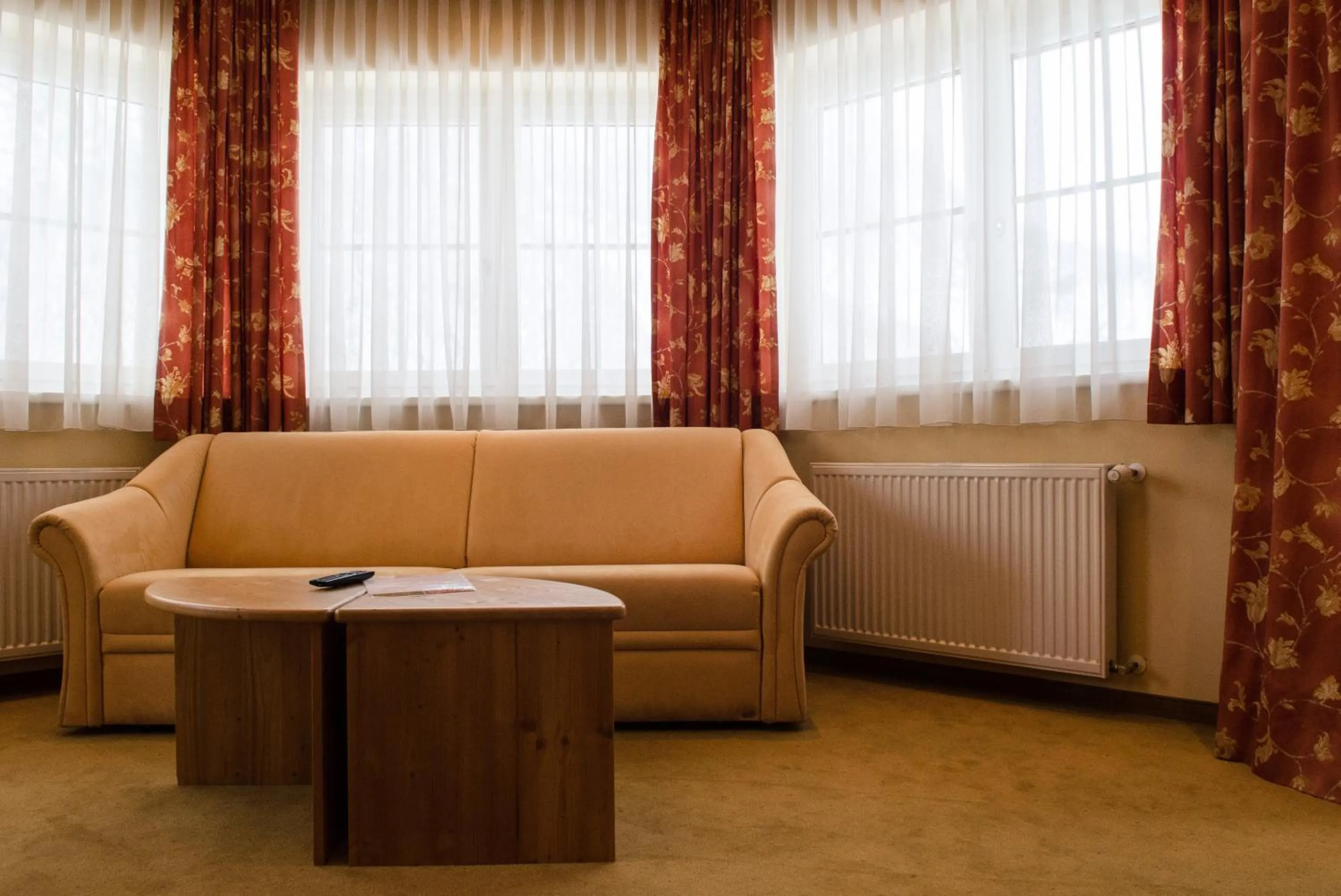 Living room in Alpin Panoramahotel Lärchenhof