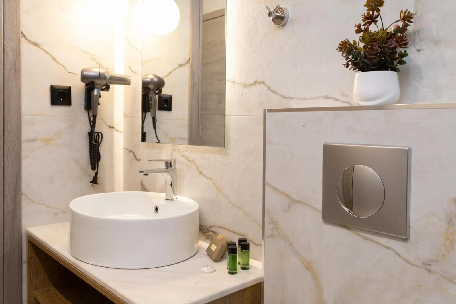 Bathroom in Mythic Summer Hotel