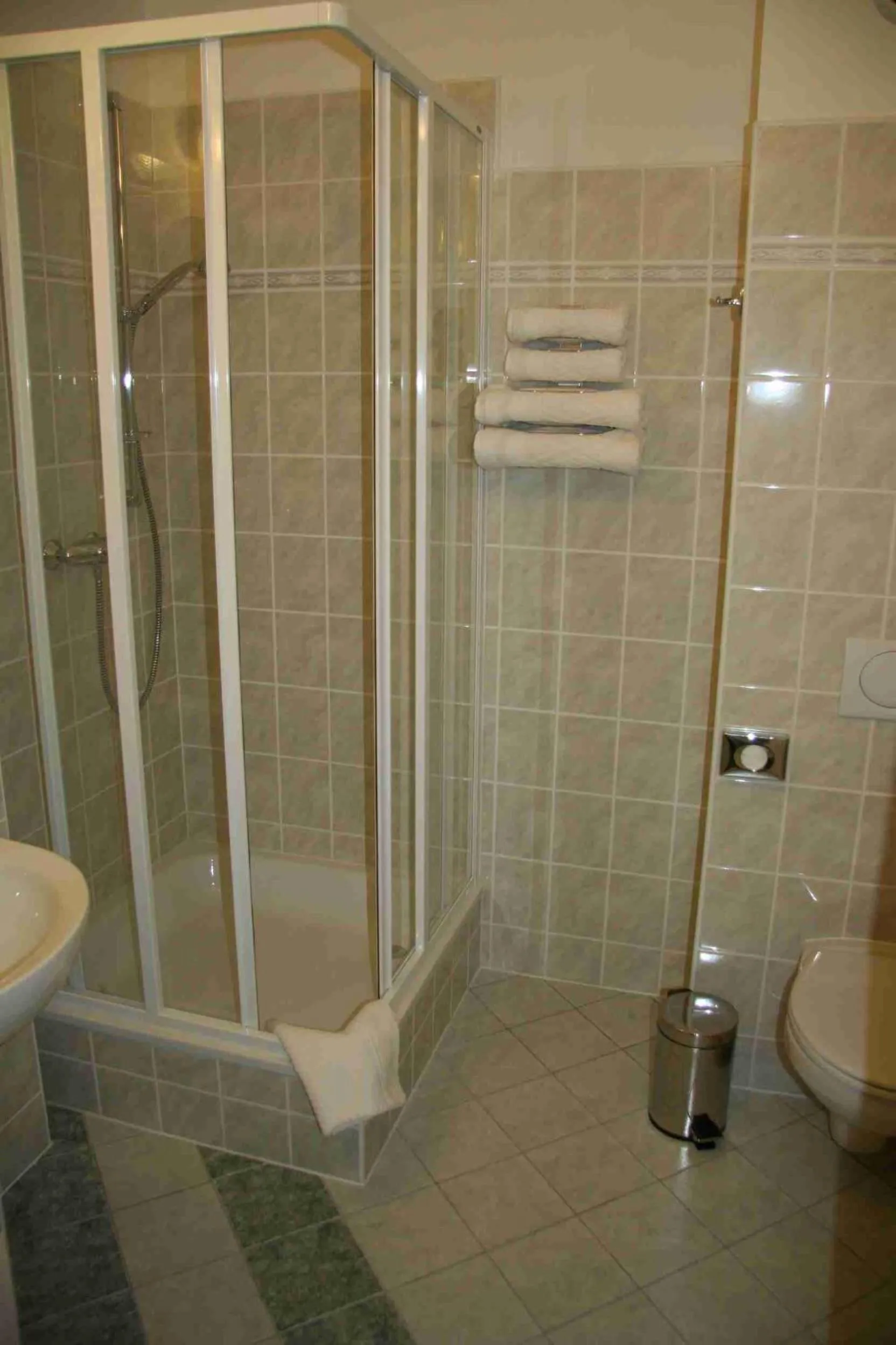 Bathroom in Lazensky Hotel Park