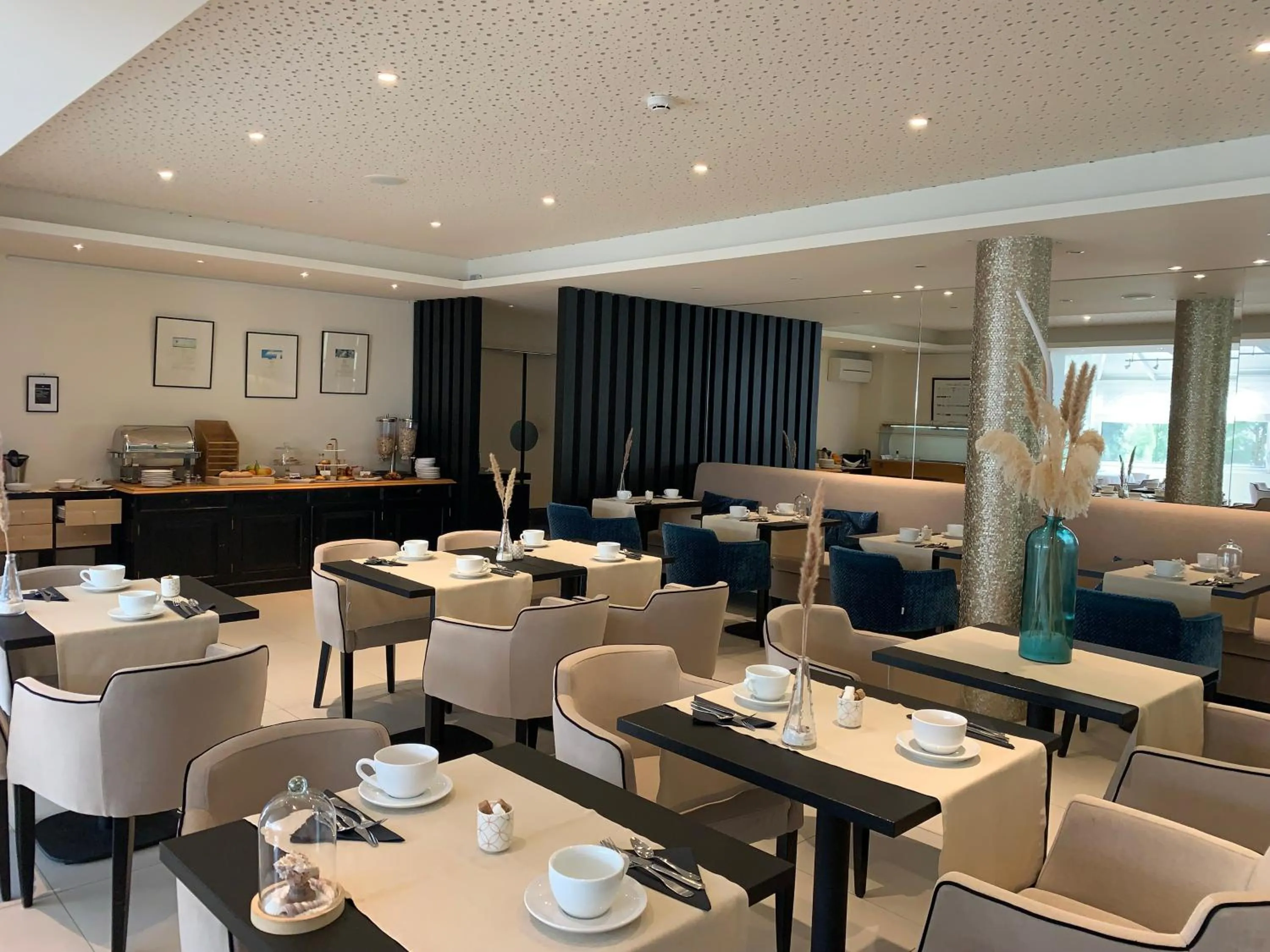 Breakfast in Les Criquets Hôtel & Spa