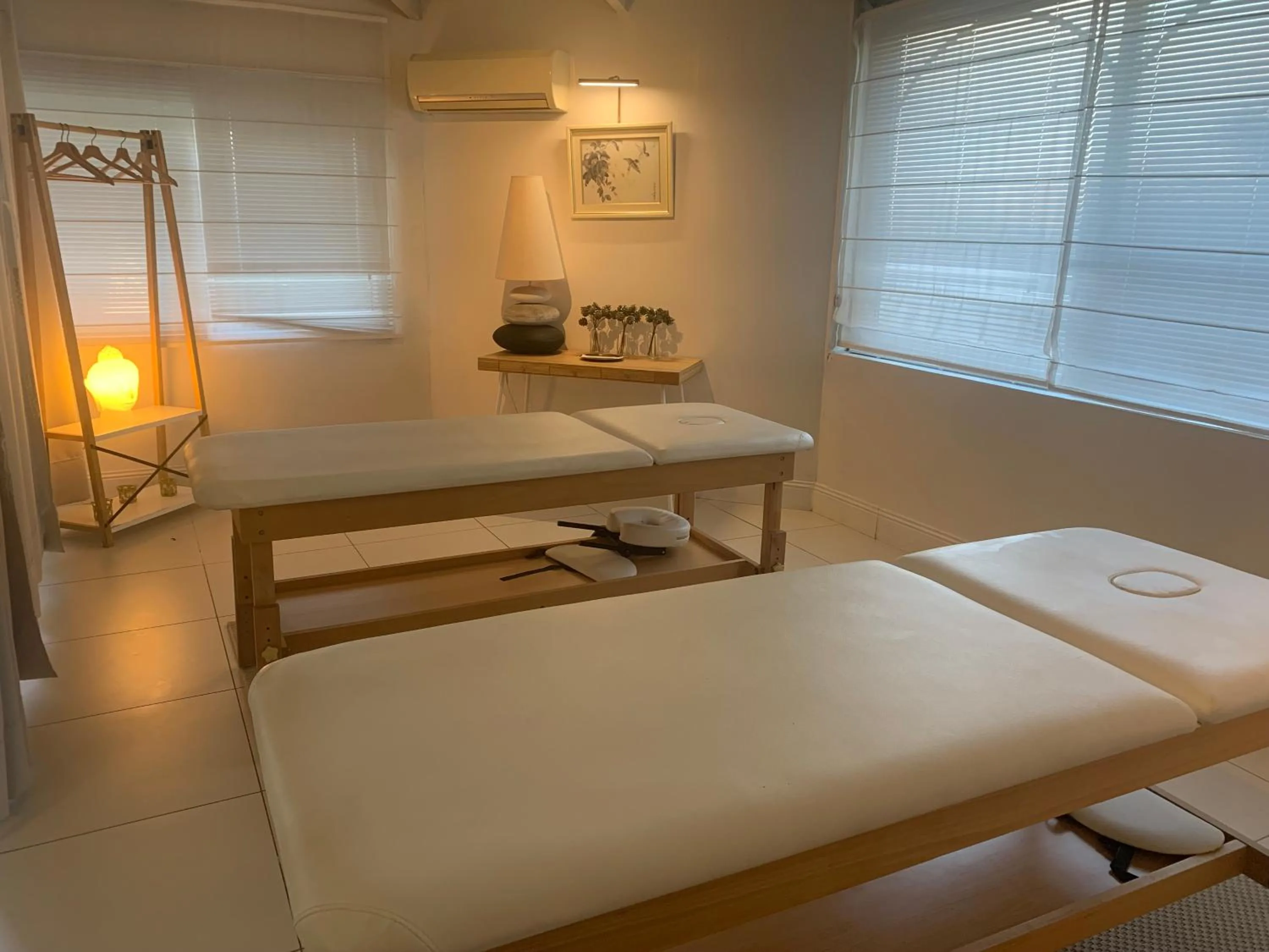 Spa and wellness centre/facilities, Bed in Les Criquets Hôtel & Spa