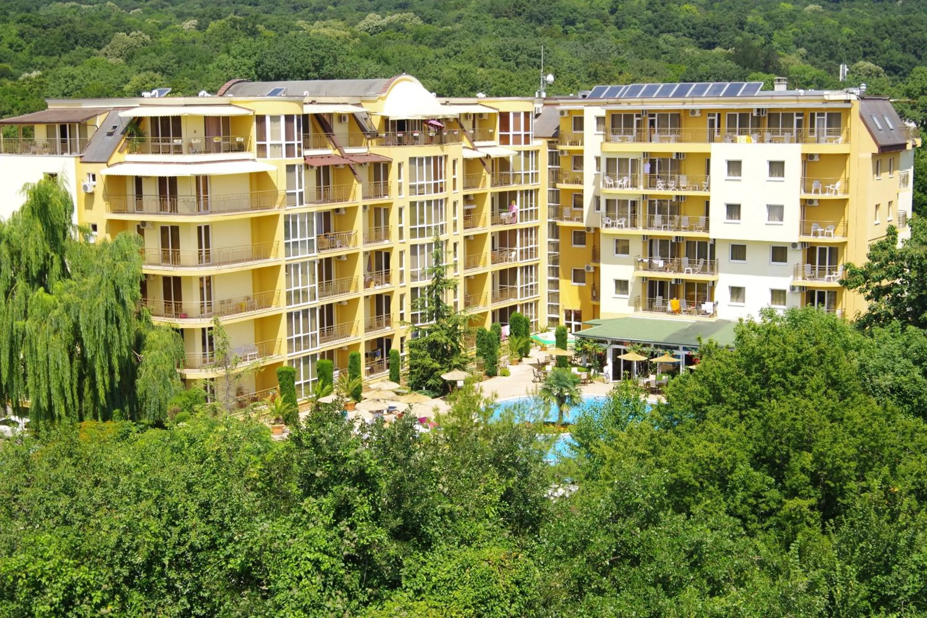Facade/entrance in Joya Park Hotel