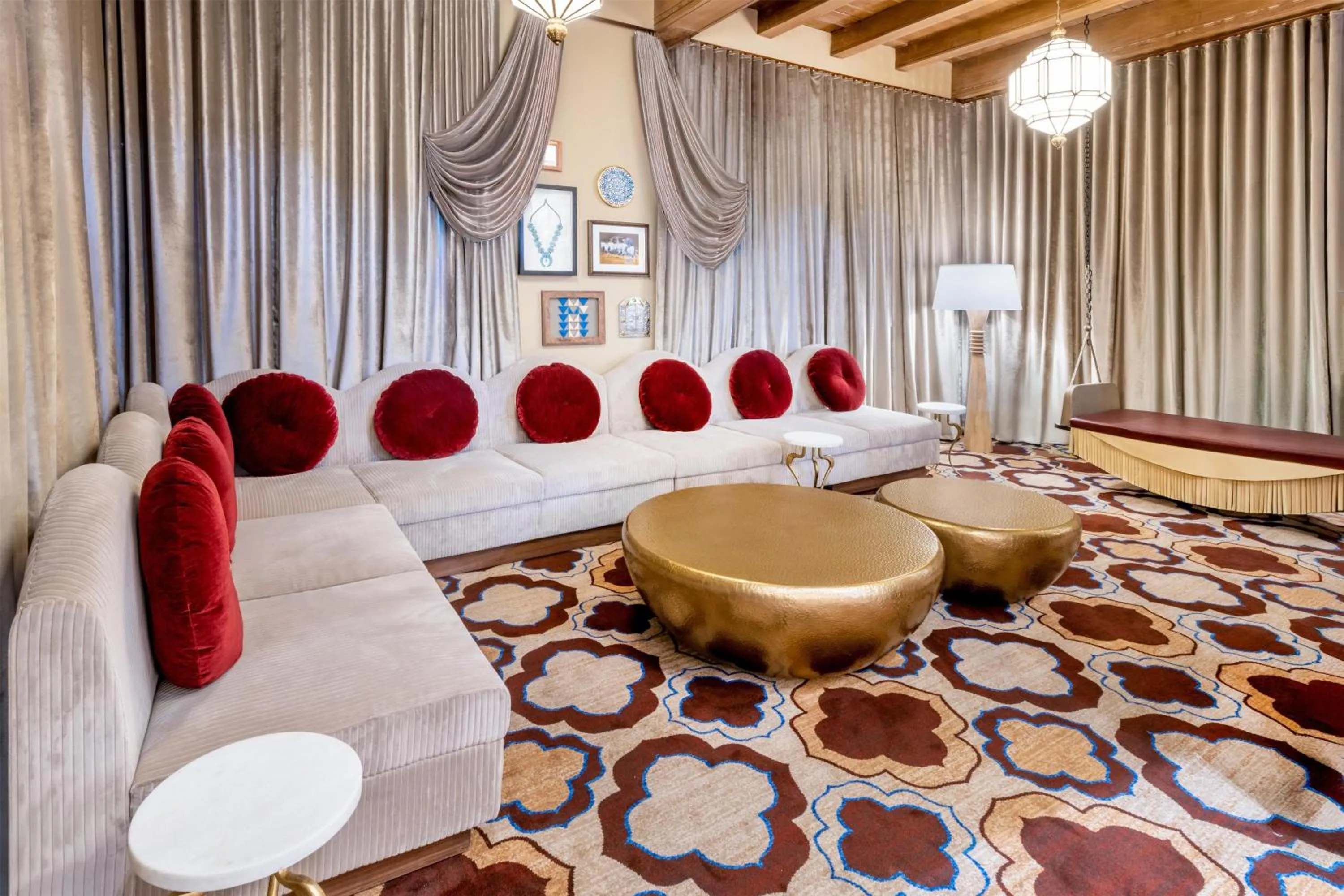 Lobby or reception in Hotel Andaluz Albuquerque, Curio Collection By Hilton