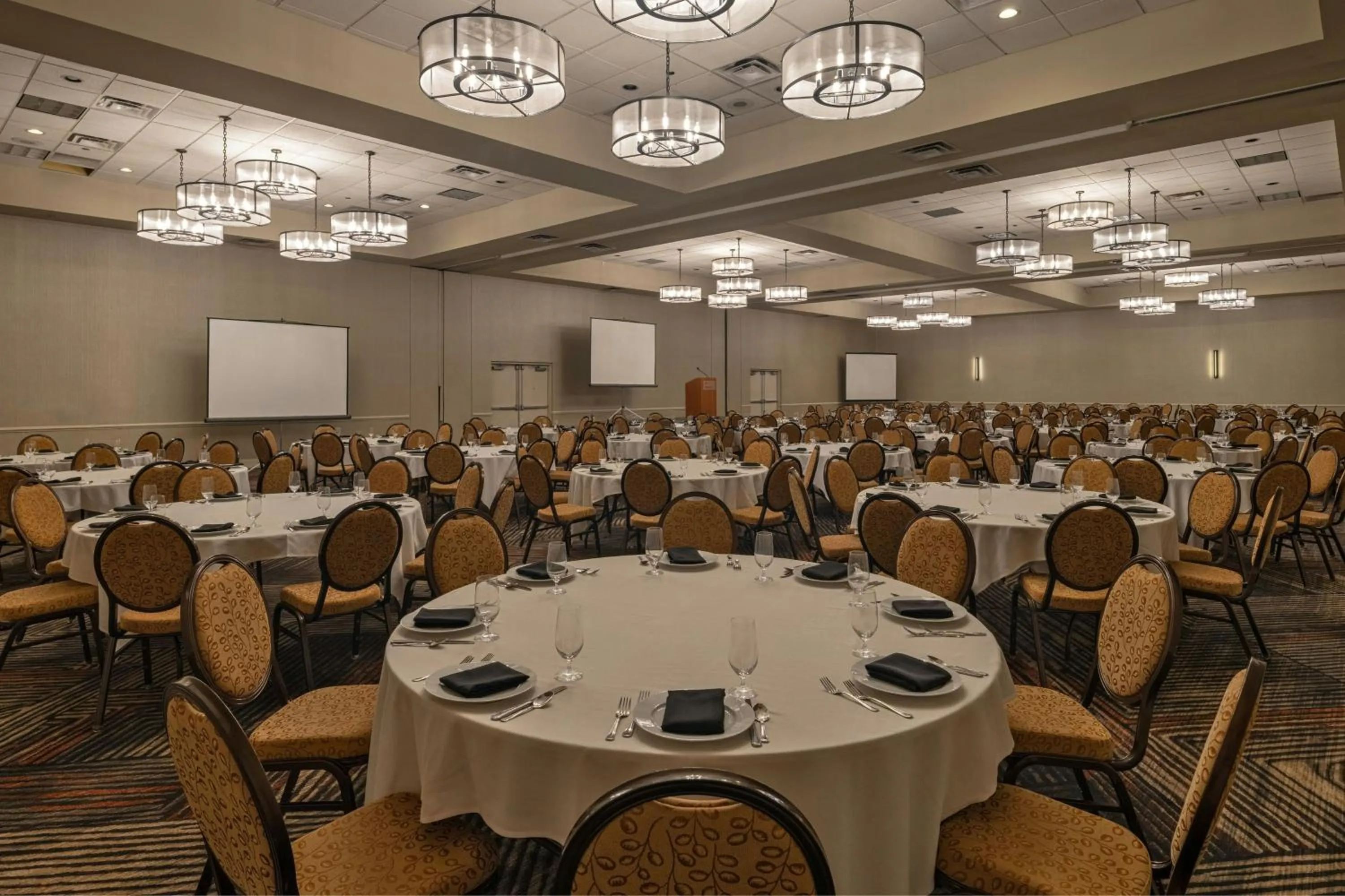 Meeting/conference room in Sheraton Albuquerque Airport Hotel