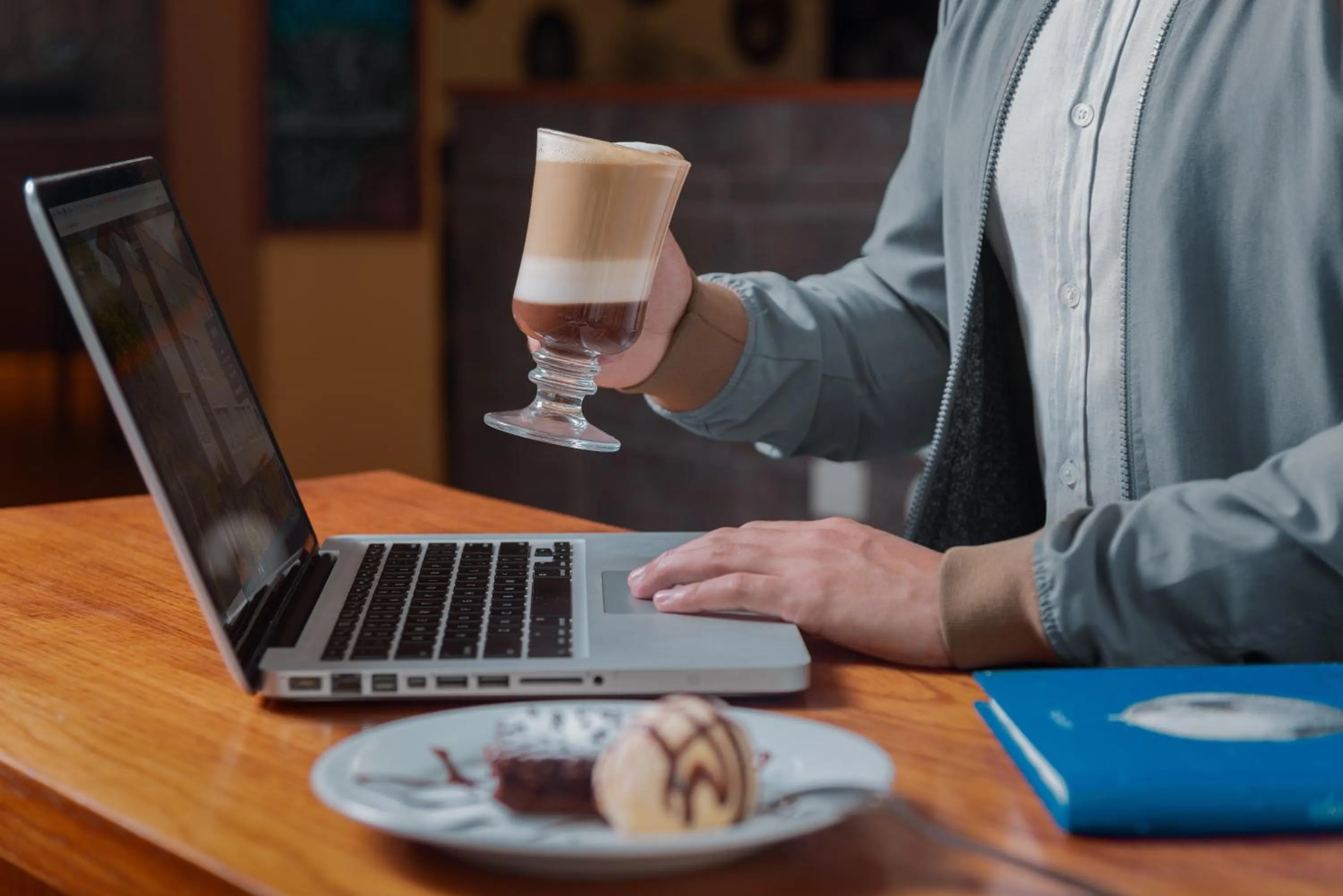 Restaurant/places to eat in Girasoles Hotel