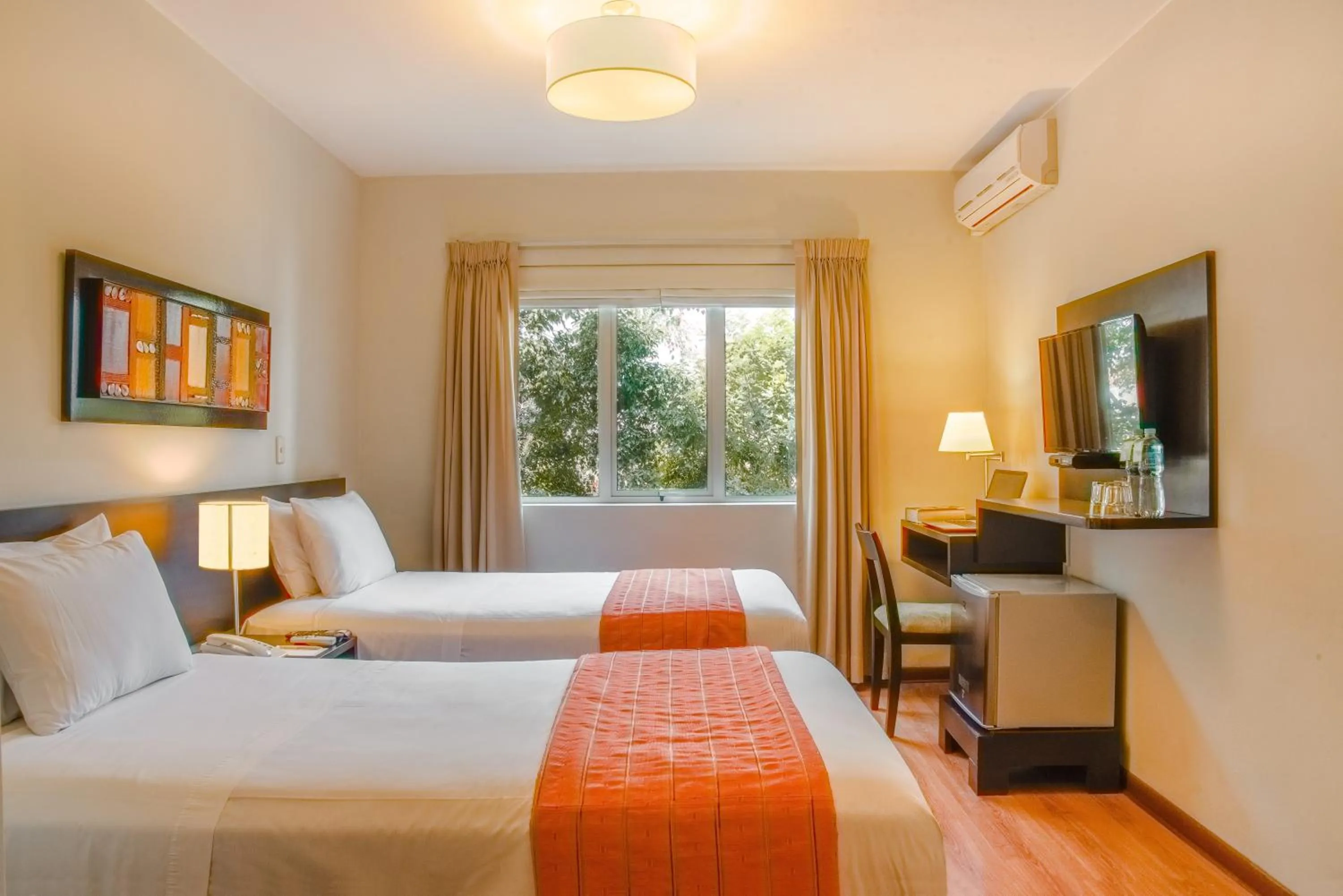 Bed in Girasoles Hotel