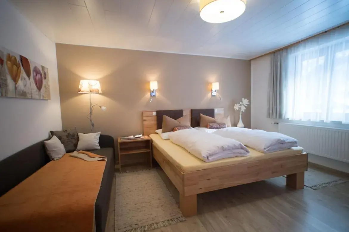 Double Room in Dormio Gasthof Höllwirt Double Room in Dormio Gasthof Höllwirt