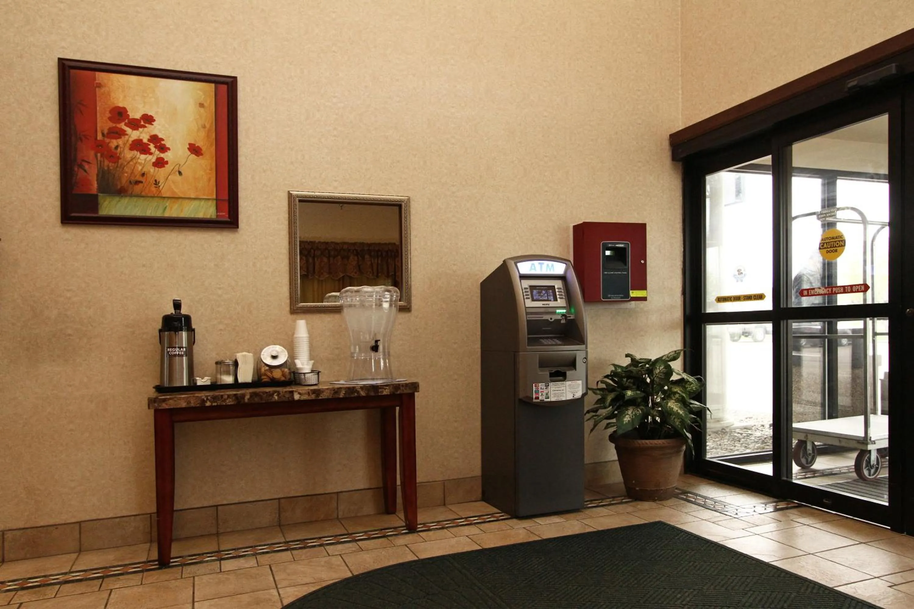 Lobby or reception in New Victorian Inn - Sioux City