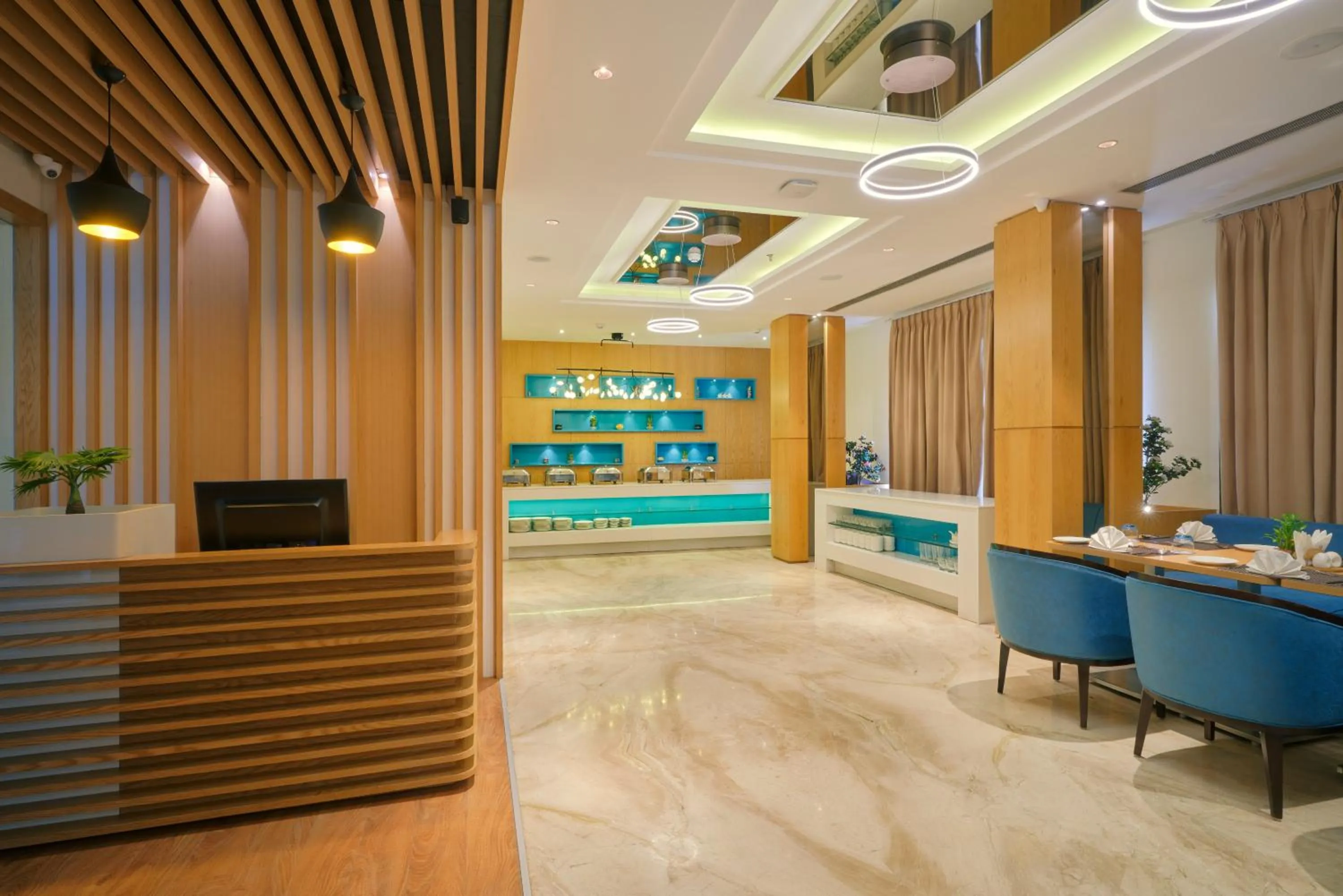 Restaurant/places to eat in SKK Blu Hotel & Spa