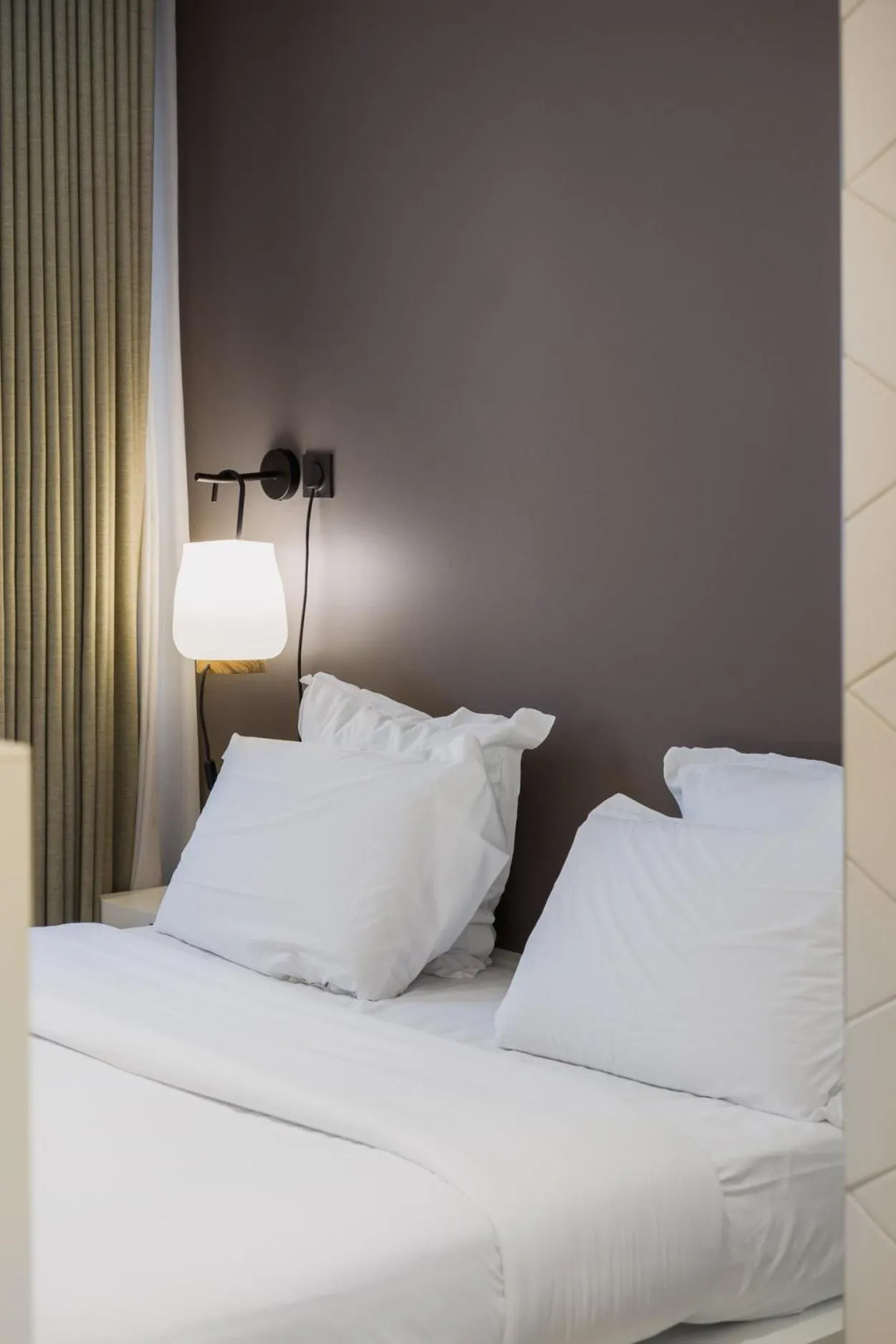 Bed in Maison Nô - Hôtel et Rooftop