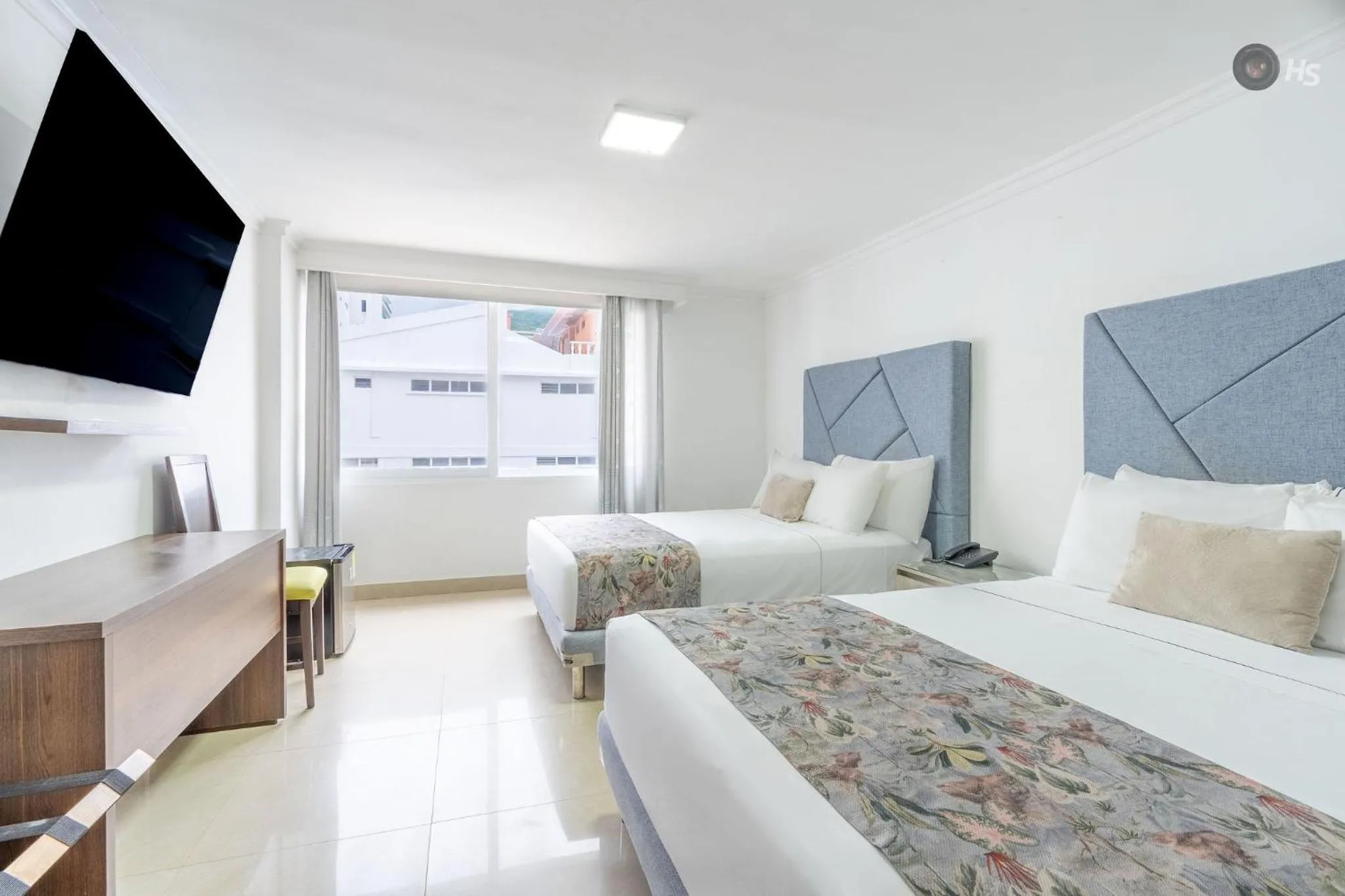 Deluxe Double/Twin Room - single occupancy in Hotel Arhuaco Rodadero