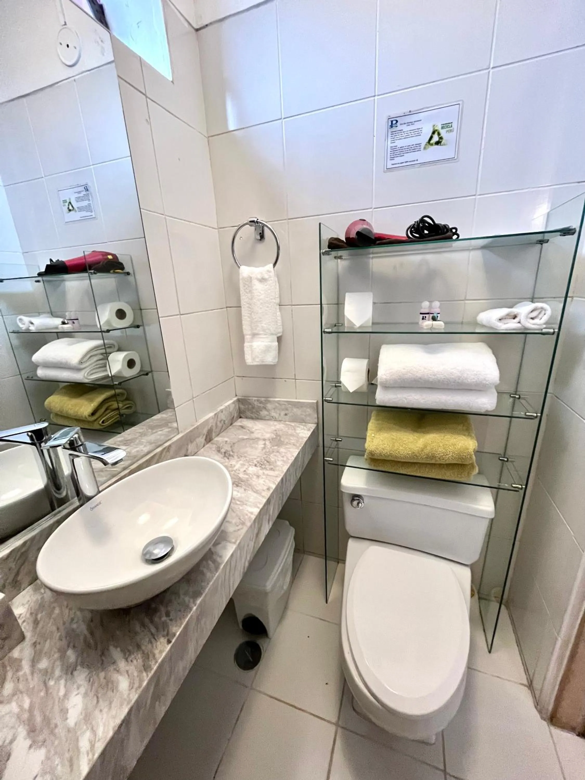 Bathroom in Peru Star Apart-Hotel