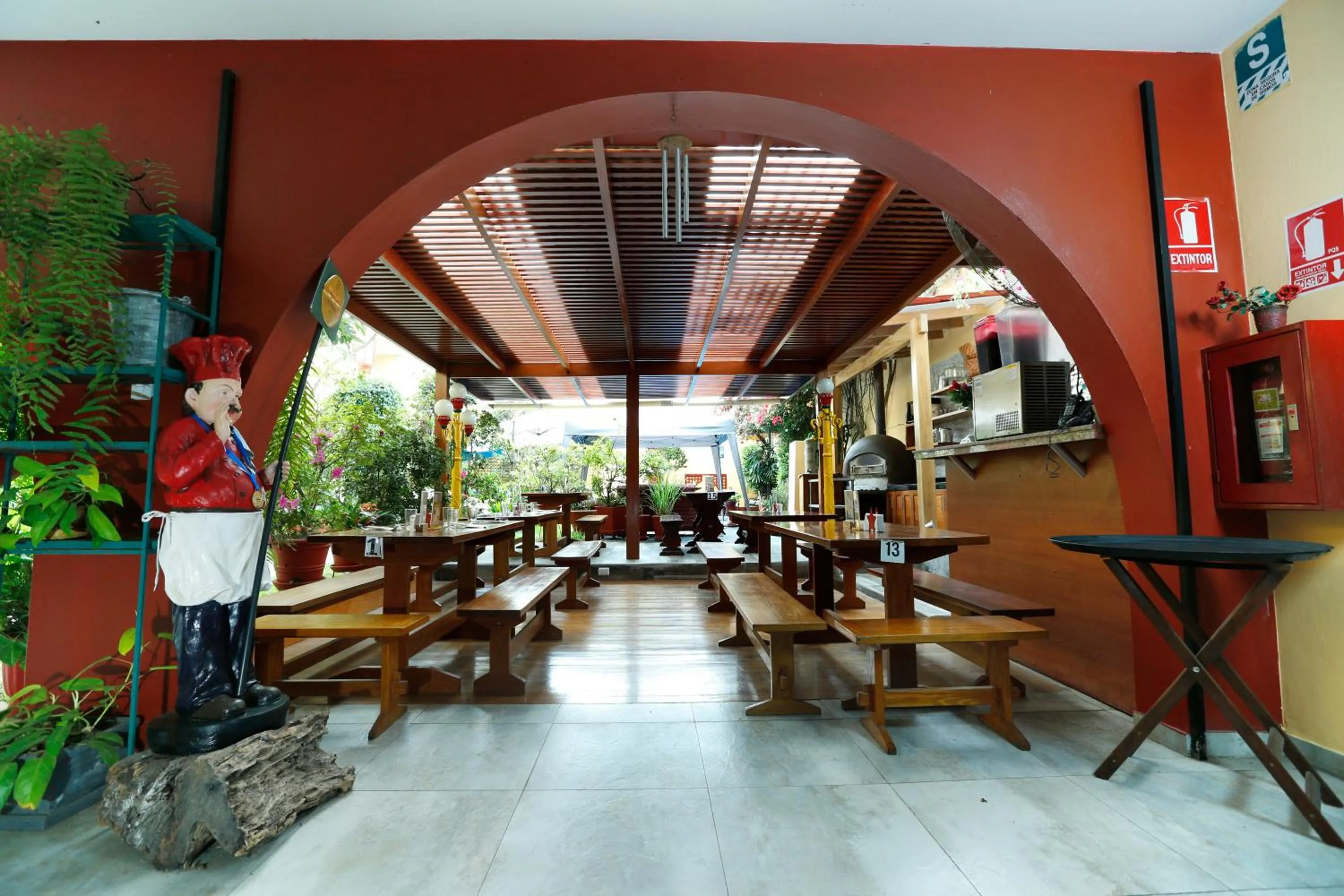 Restaurant/places to eat in Peru Star Apart-Hotel