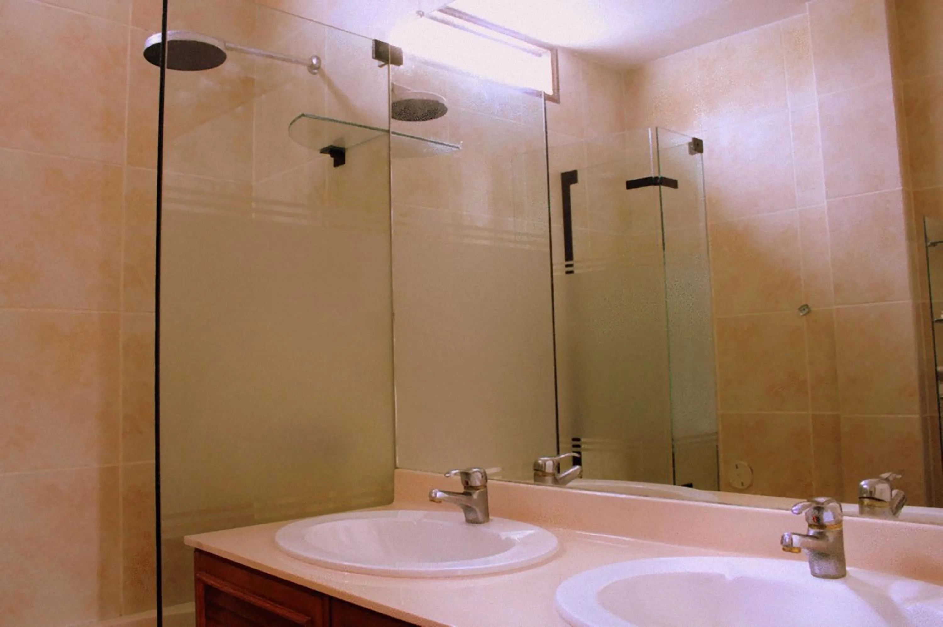 Bathroom in Peru Star Apart-Hotel