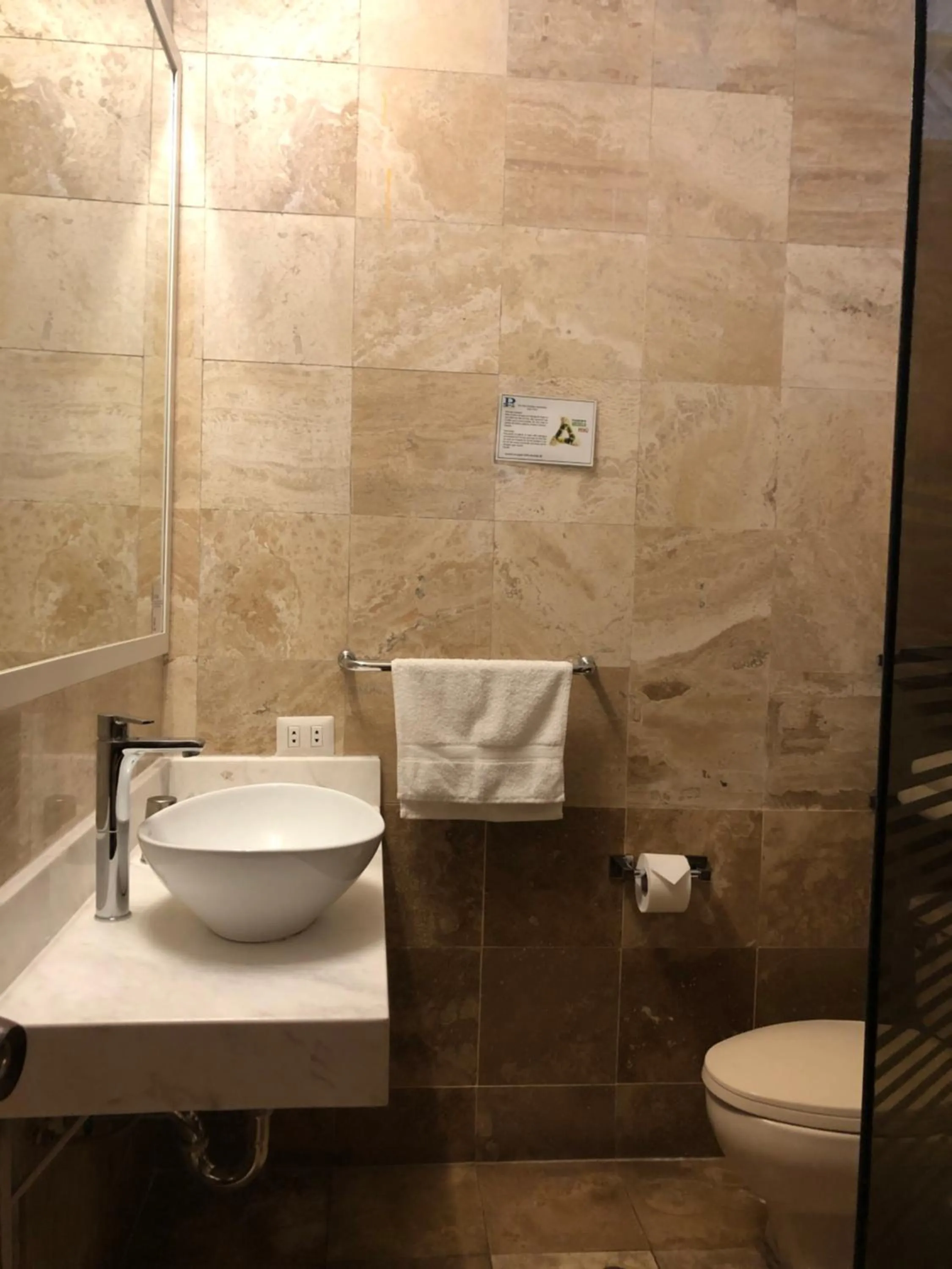 Shower in Peru Star Apart-Hotel