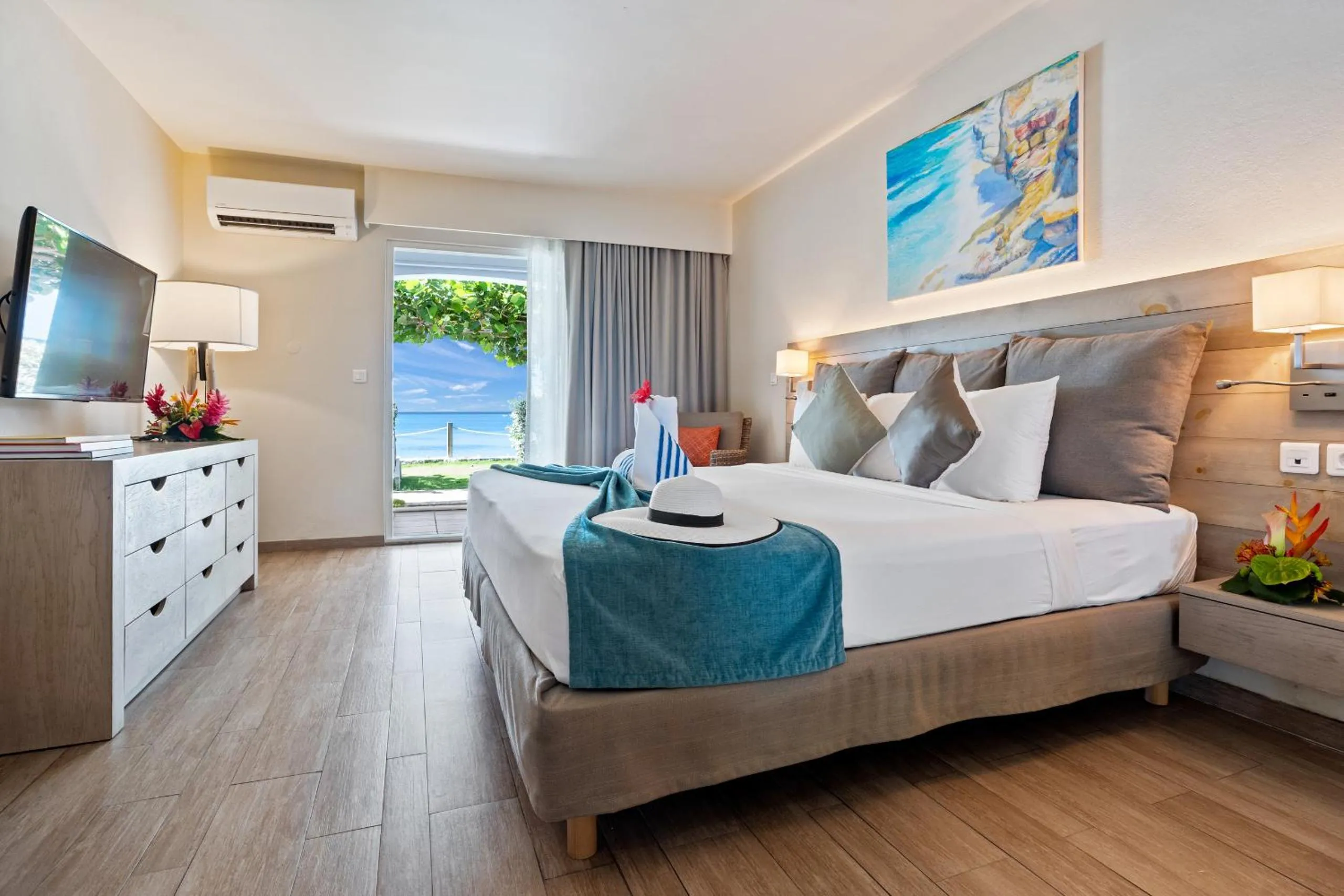 TV and multimedia, Bed in Grand Case Beach Club