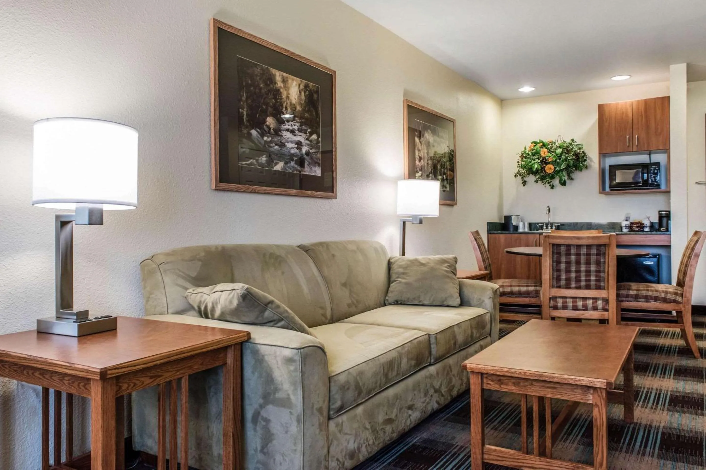 Photo of the whole room in Comfort Inn & Suites Sheridan