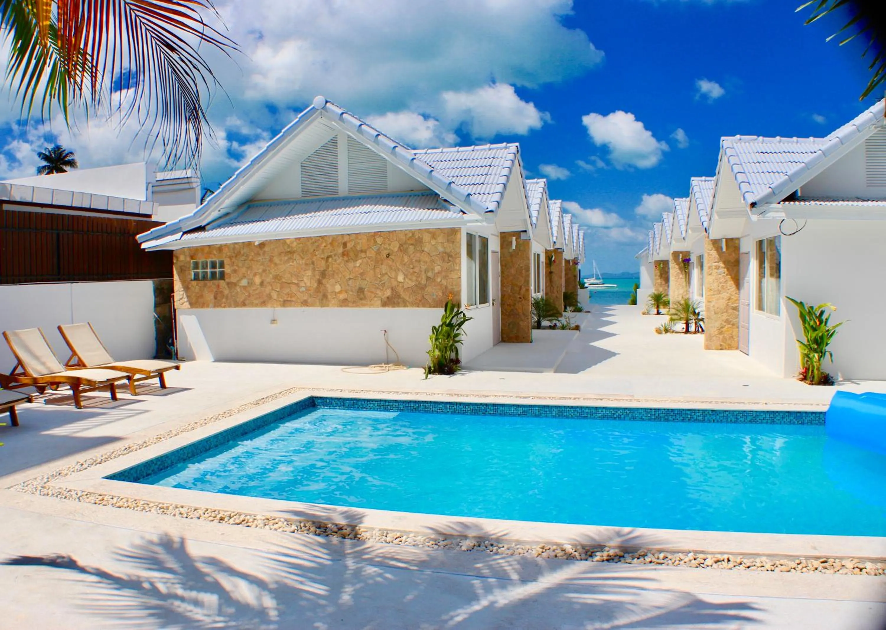 Swimming pool in So KohKoon Beach Resort