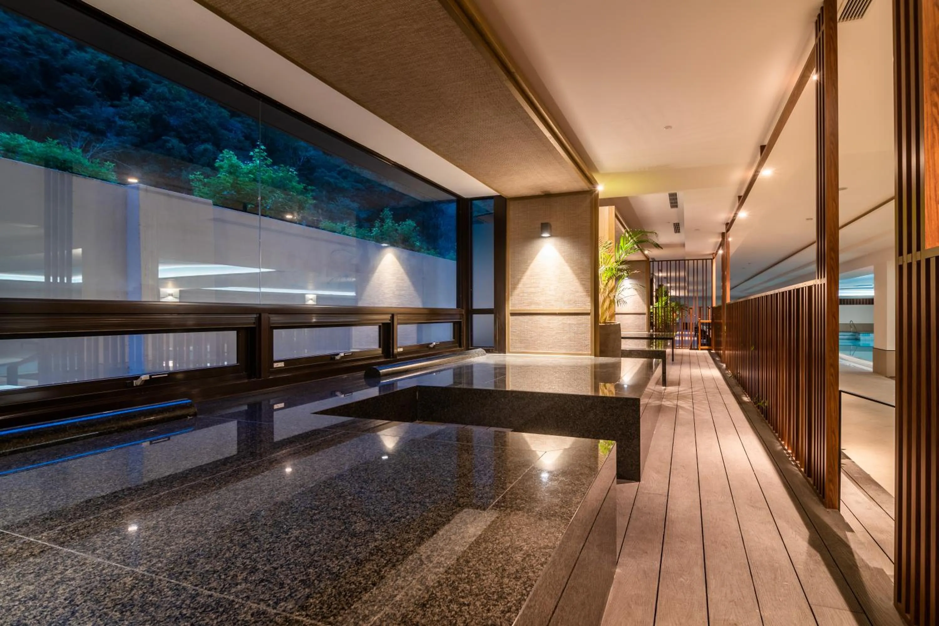 Swimming pool in Silks Place Taroko Hotel