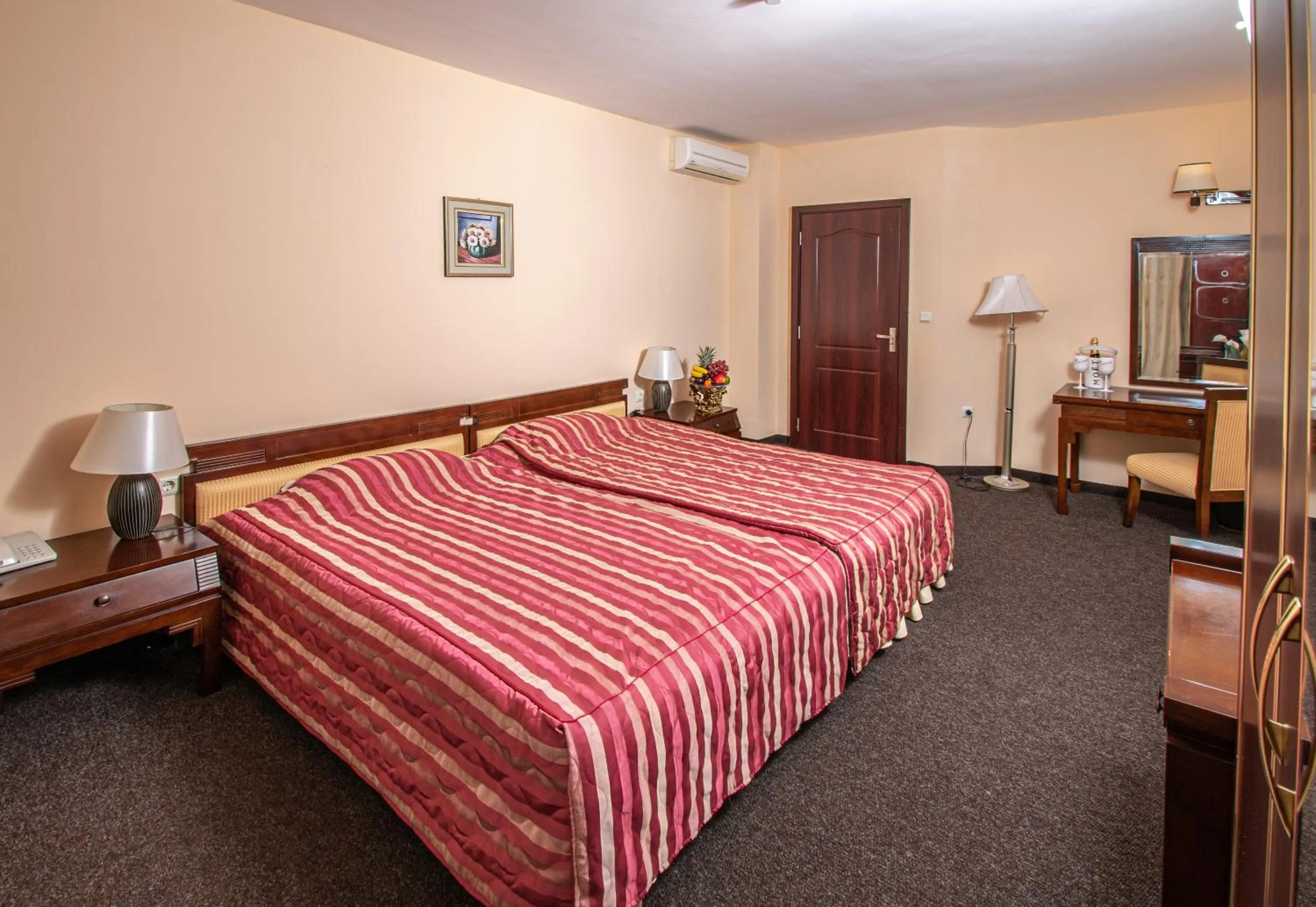 Bed in Hotel Princess Residence