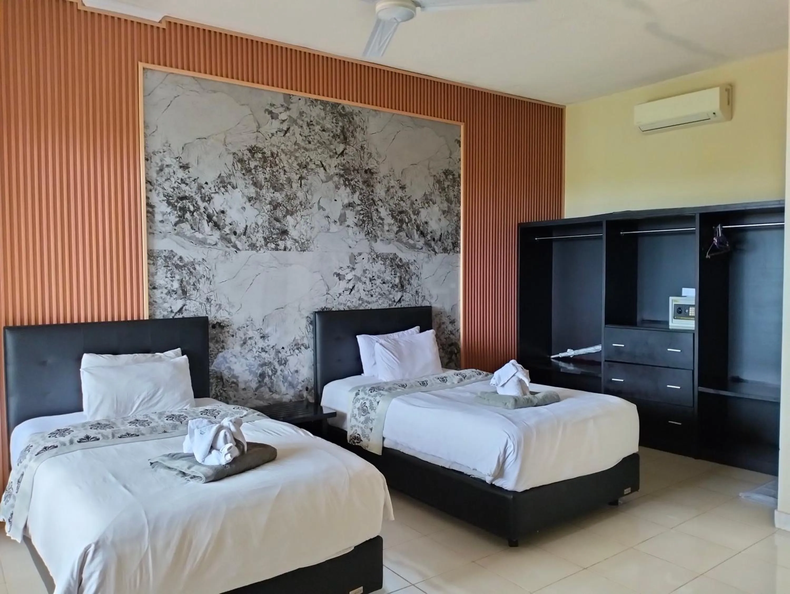 Bedroom, Bed in Ocean View Tulamben Dive & Resort